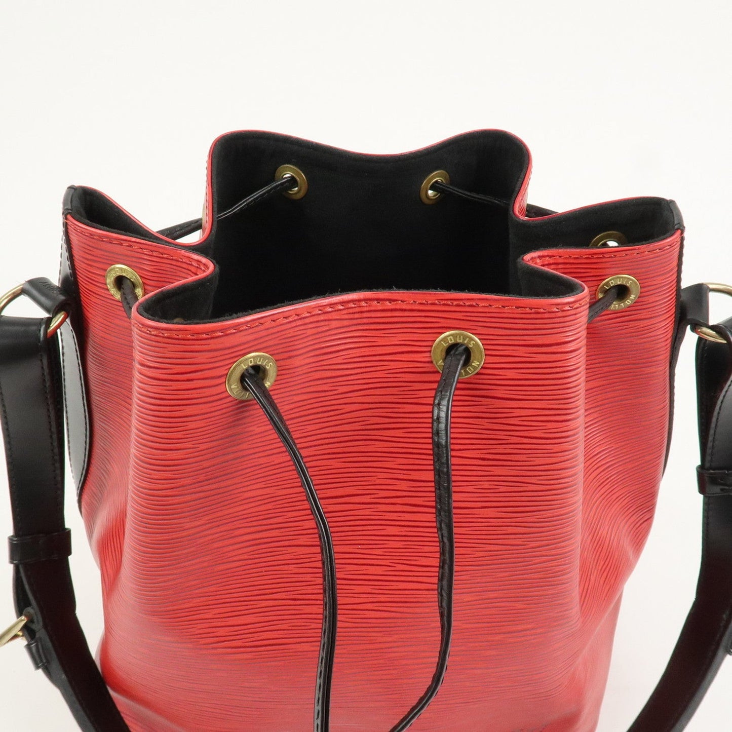 Louis Vuitton Epi Petit Noe Shoulder Bag Bicolor Noir Red M44172【Pre-order】