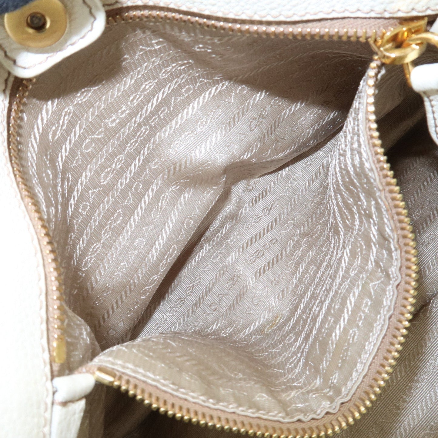 Prada Logo Calf Leather Tote Bag Shoulder Bag Ivory BR3844【Pre-order】