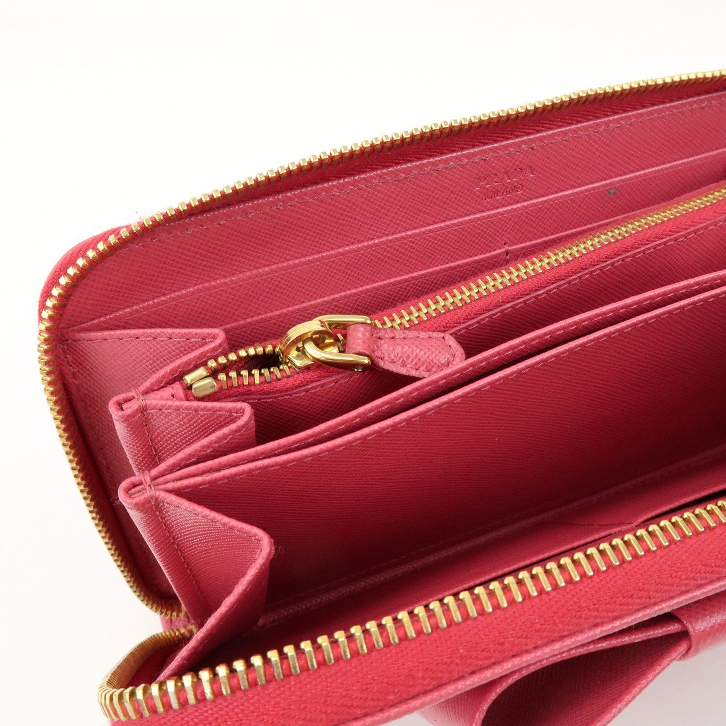 Prada Saffiano Leather Round Zippy Wallet Pink Pink 1M0506【Pre-order】