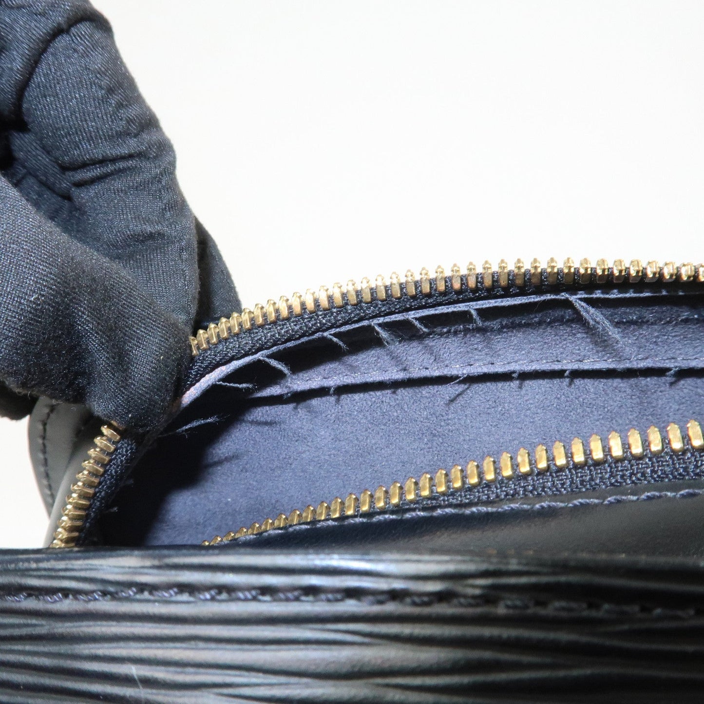 Louis Vuitton Epi Leather Pont Neuf Hand Bag Noir Black M52052【Pre-order】