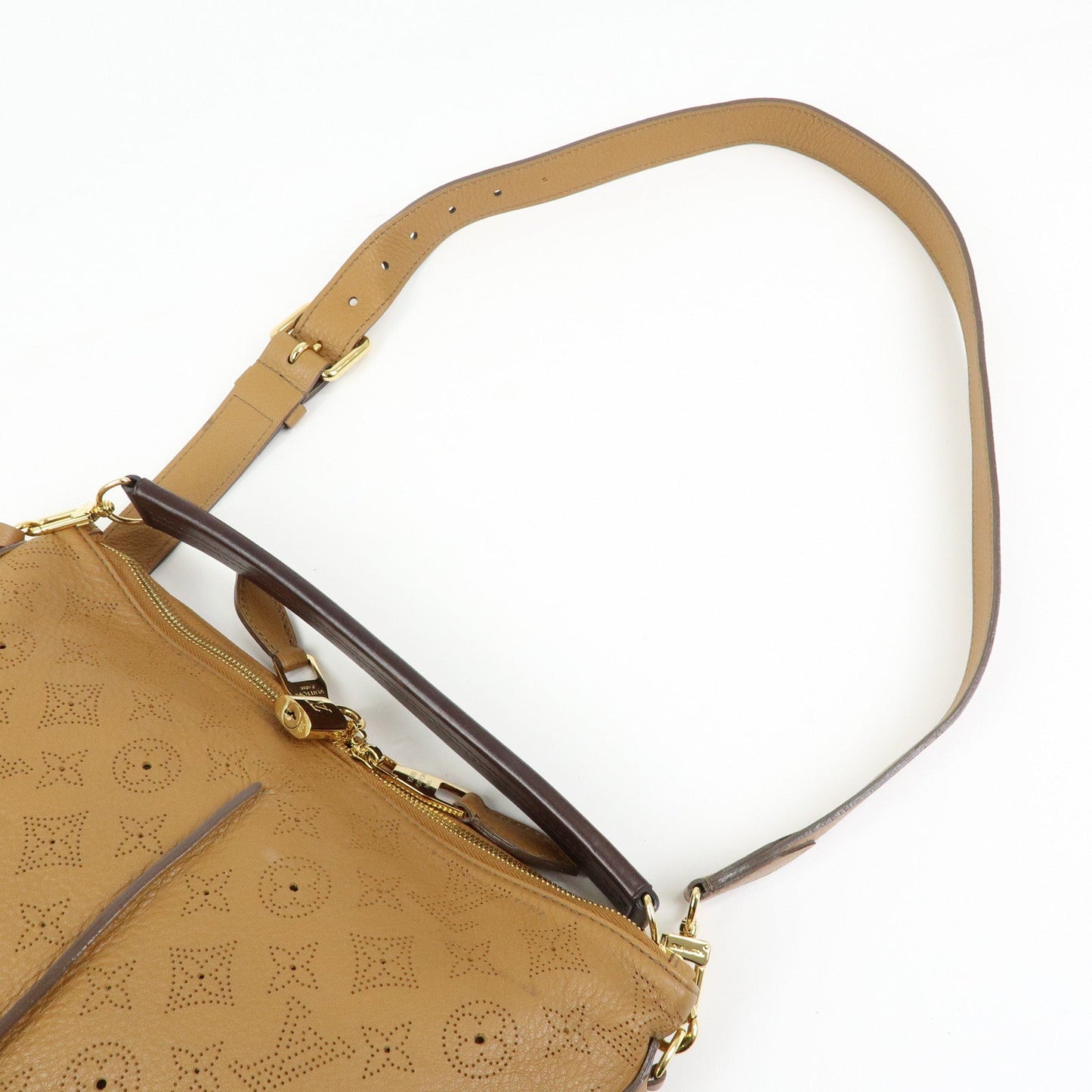 Louis Vuitton Monogram Mahina Selene MM Shoulder Bag Caramel M94214【Pre-order】