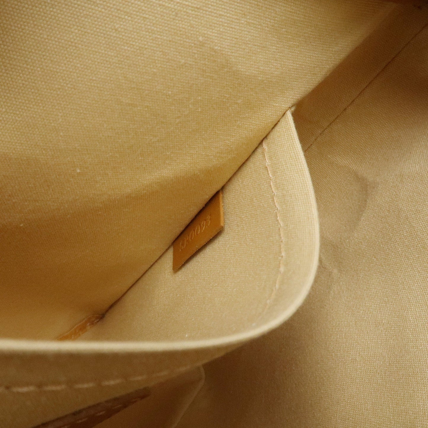 Louis Vuitton Monogram Mini Lucille PM Hand Bag Beige M92684【Pre-order】