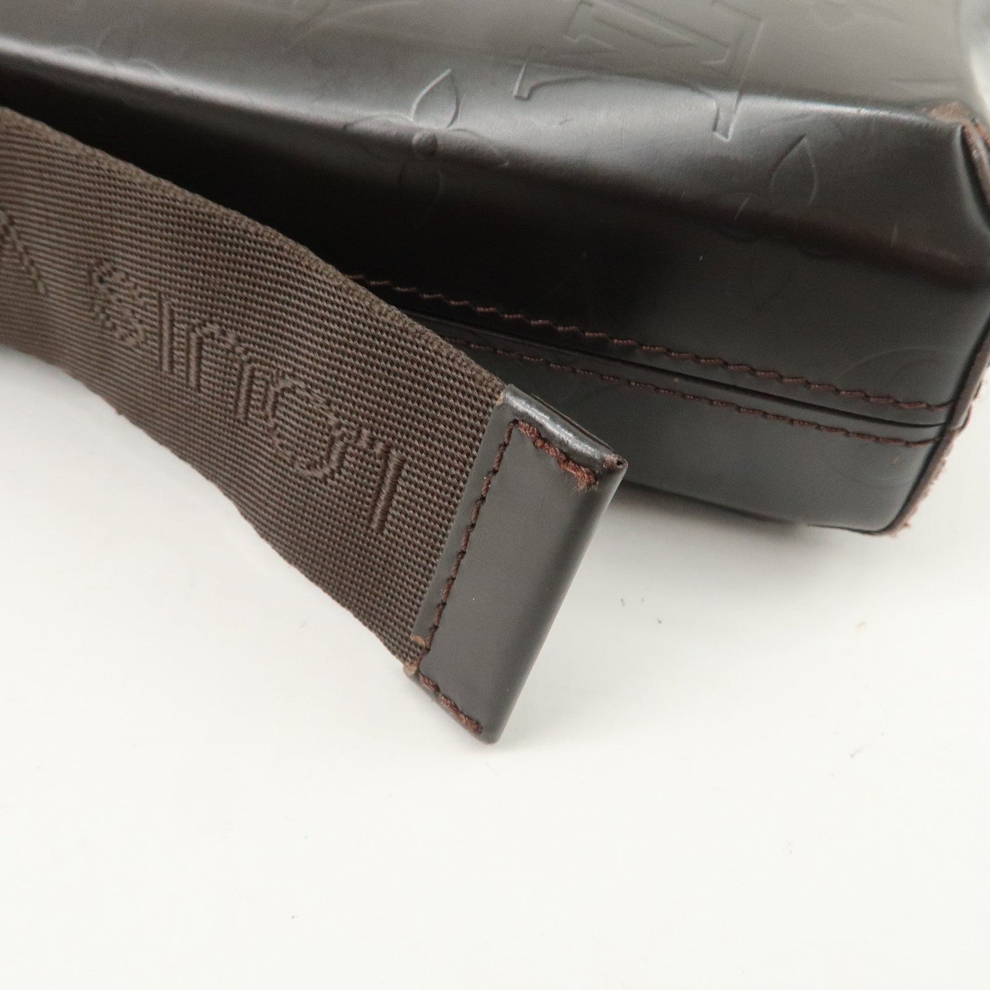 Louis Vuitton Monogram Bobby Leather Shoulder Bag Cafe Brown M46520【Pre-order】