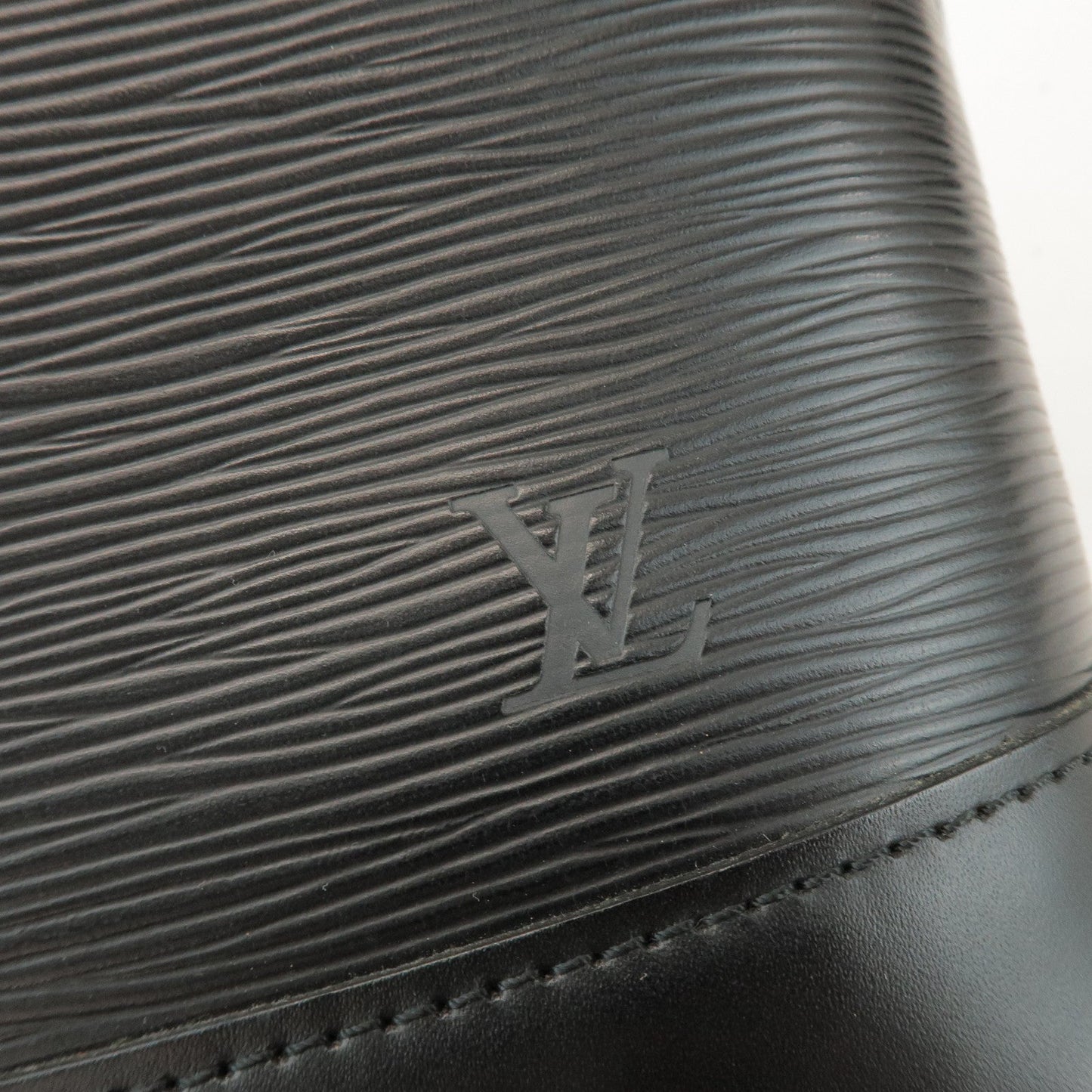 Louis Vuitton Epi Alma 2Way Hand Bag Shoulder Bag Noir Black M52142【Pre-order】