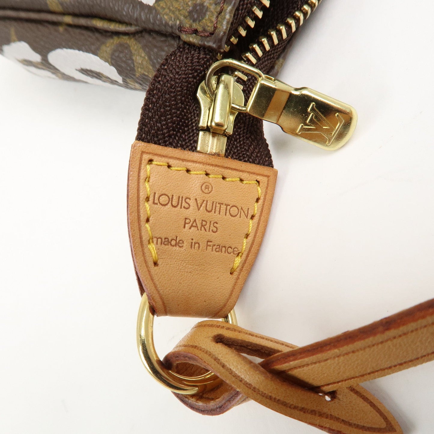 Louis Vuitton Monogram Graffiti Pochette Accessoires Pouch M92192【Pre-order】