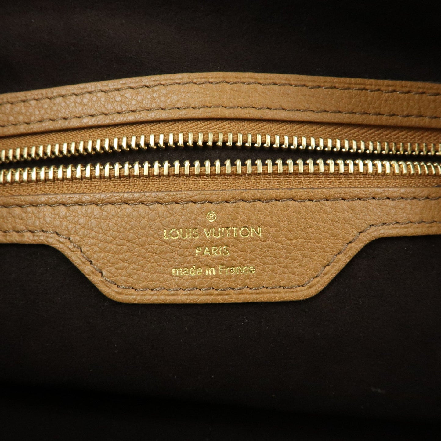 Louis Vuitton Monogram Mahina Selene MM Shoulder Bag Caramel M94214【Pre-order】