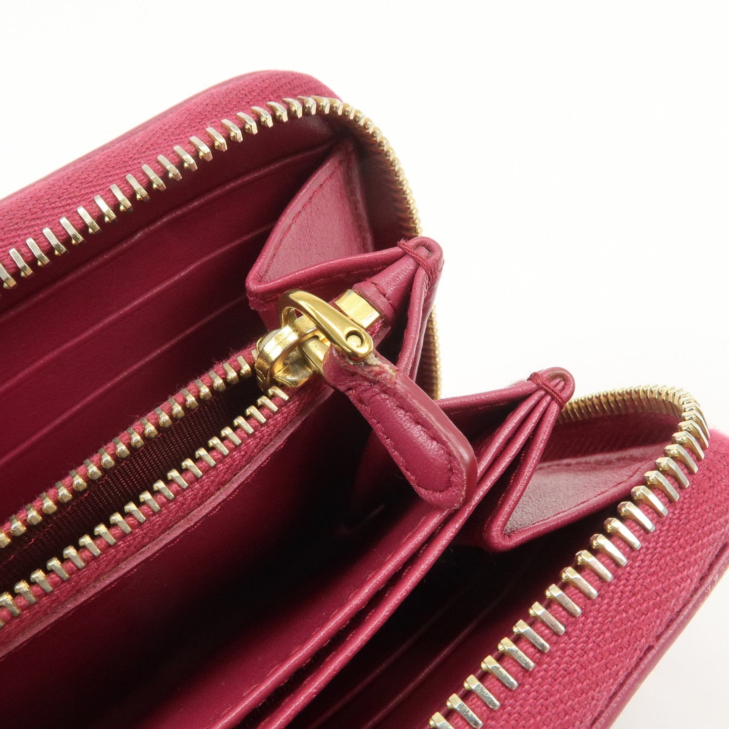 Prada Nylon Leather Round Zippy Wallet Long Wallet Pink【Pre-order】