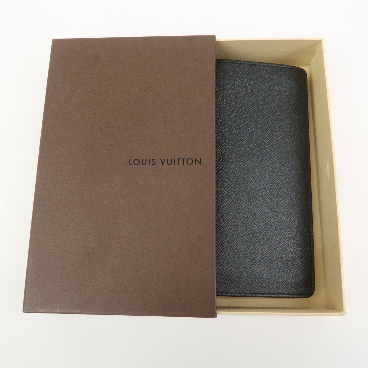Louis Vuitton Taiga Portefeuille Brazza Bi-fold Long Wallet M30501【Pre-order】