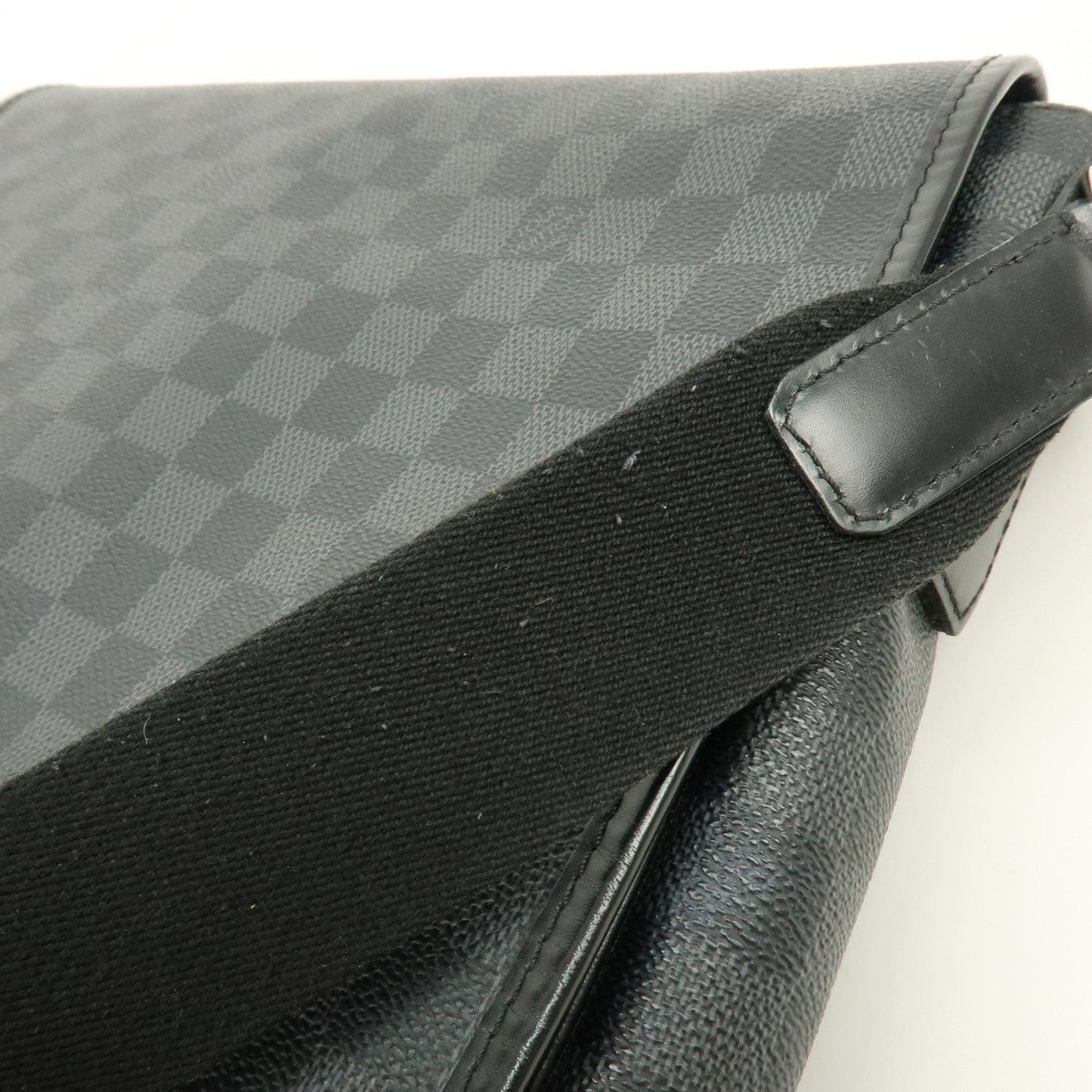 Louis Vuitton Damier Graphite Daniel MM Shoulder Bag N58029【Pre-order】