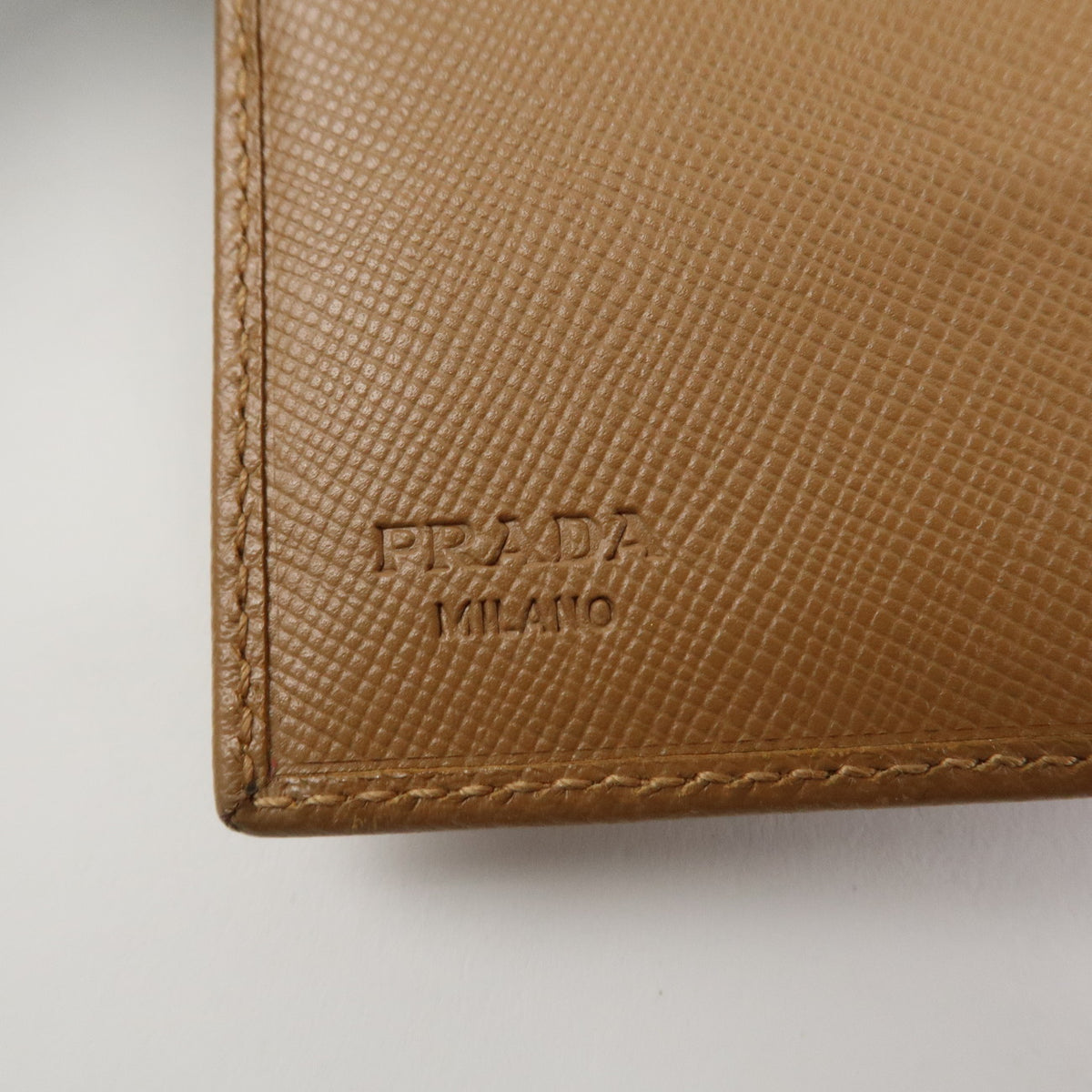 Prada Triangle Logo Saffiano Leather Trifold Wallet Brown Used【Pre-order】