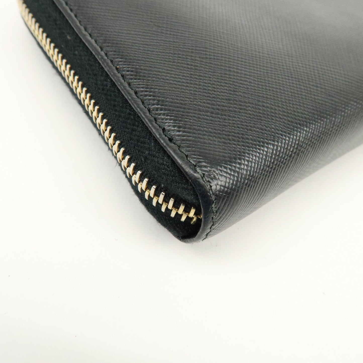 Prada Saffiano Leather Round Zippy Long Wallet Black 1M0506【Pre-order】