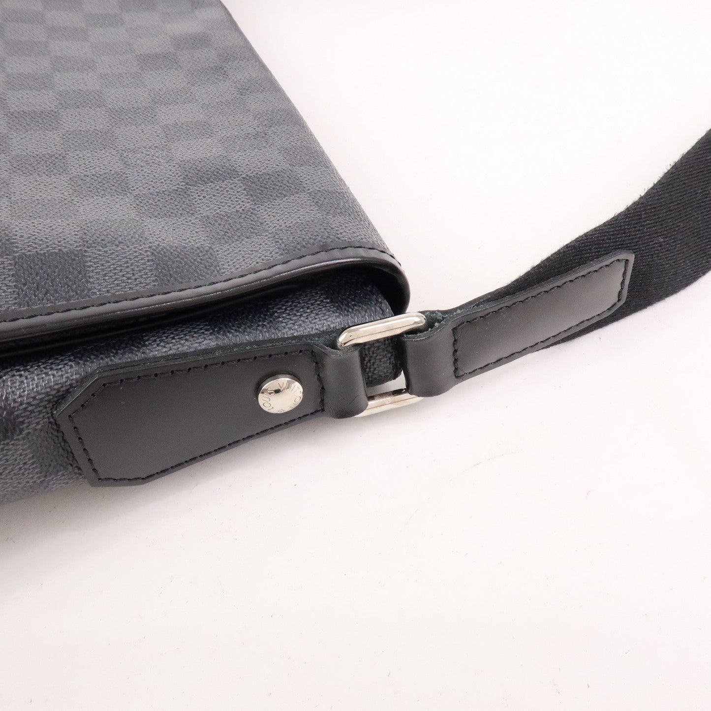 Louis Vuitton Damier Graphite Daniel MM Shoulder Bag N58029【Pre-order】