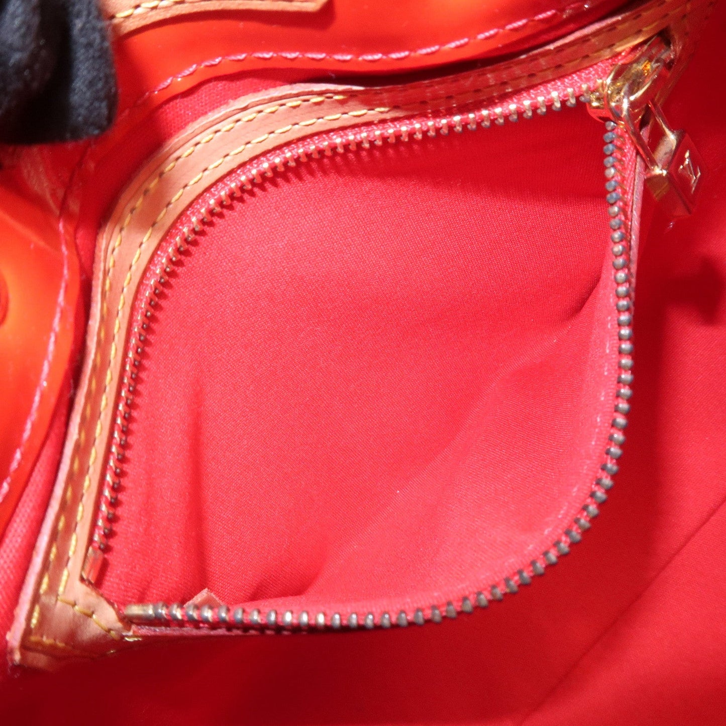 Louis Vuitton Monogram Vernis Lead PM Hand Bag Rouge M91088【Pre-order】