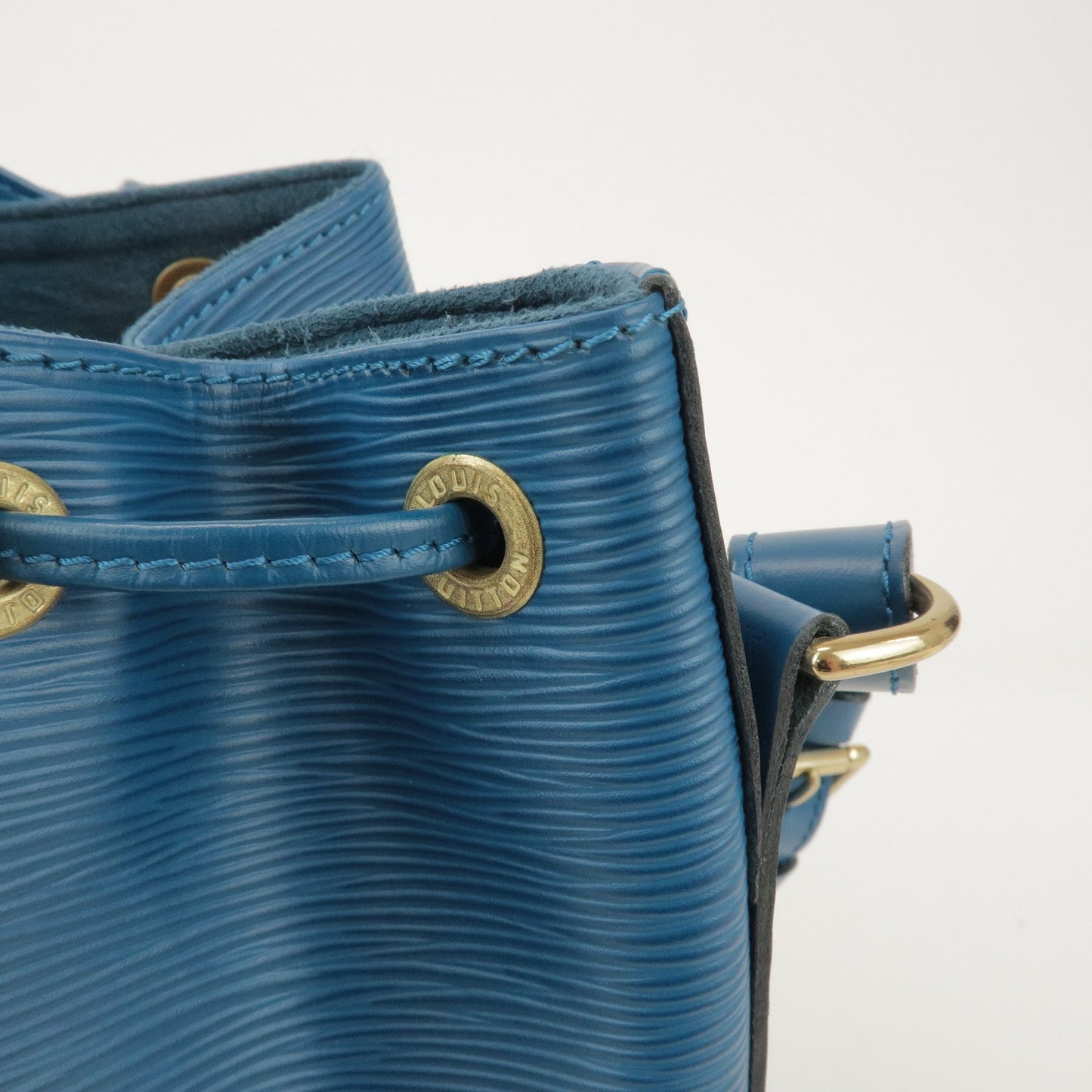 Louis Vuitton Epi Petit Noe Shoulder Bag Toledo Blue M44105【Pre-order】