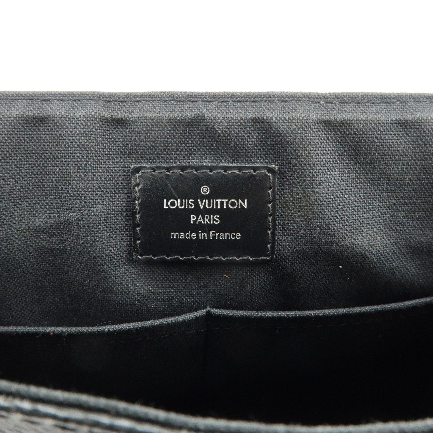 Louis Vuitton Damier Graphite District PM Shoulder Bag Noir N41260【Pre-order】