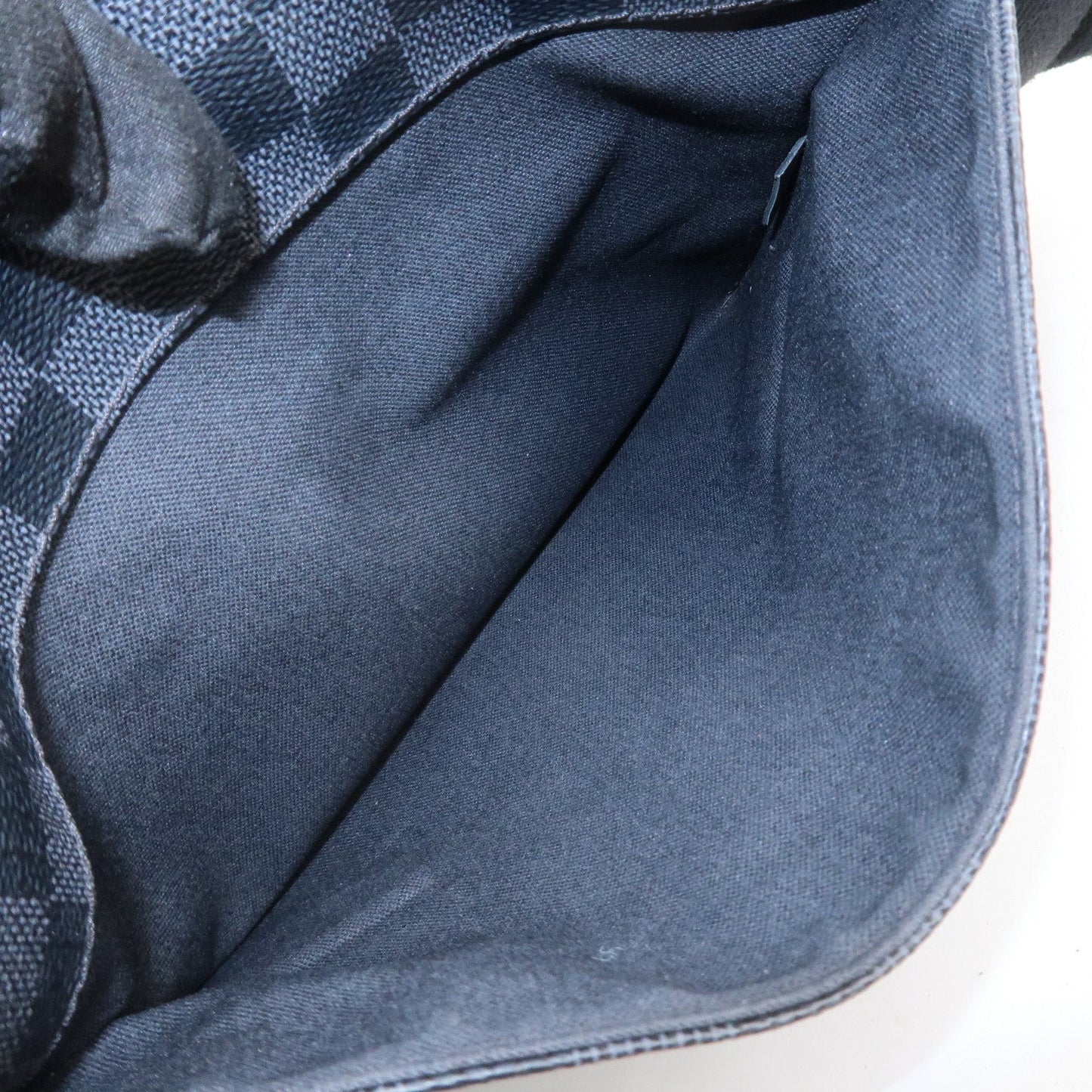 Louis Vuitton Damier Graphite District PM Shoulder Bag Noir N41260【Pre-order】