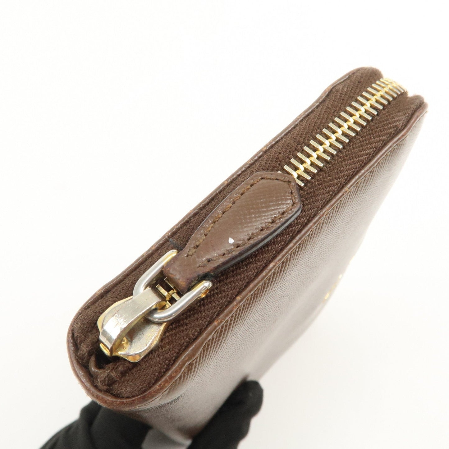 Prada Triangle Logo Saffiano Leather Round Zippy Wallet 1M0506【Pre-order】