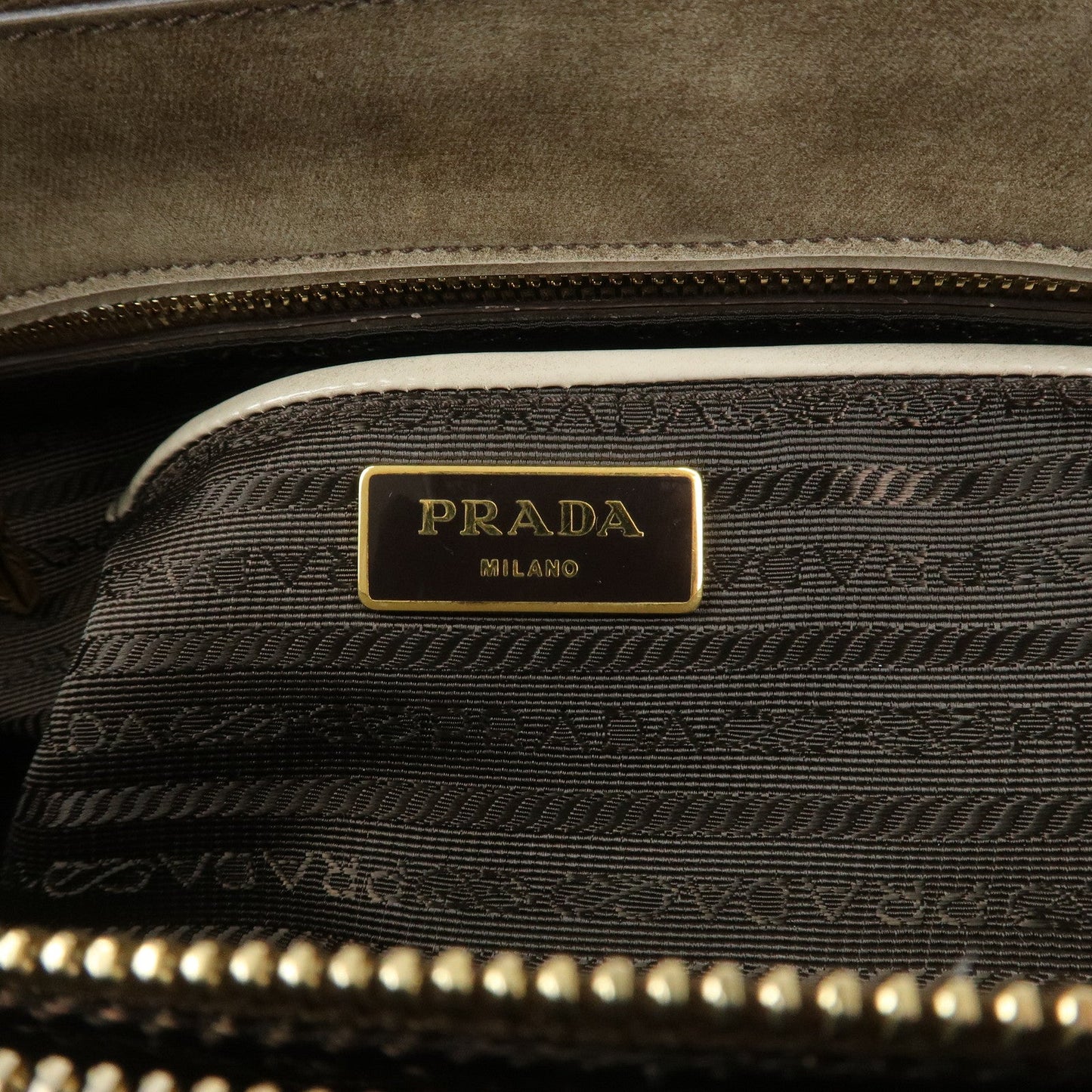 Prada Patent Leather Flower Galleria 2Way Tote Bag Greige BB2274F【Pre-order】