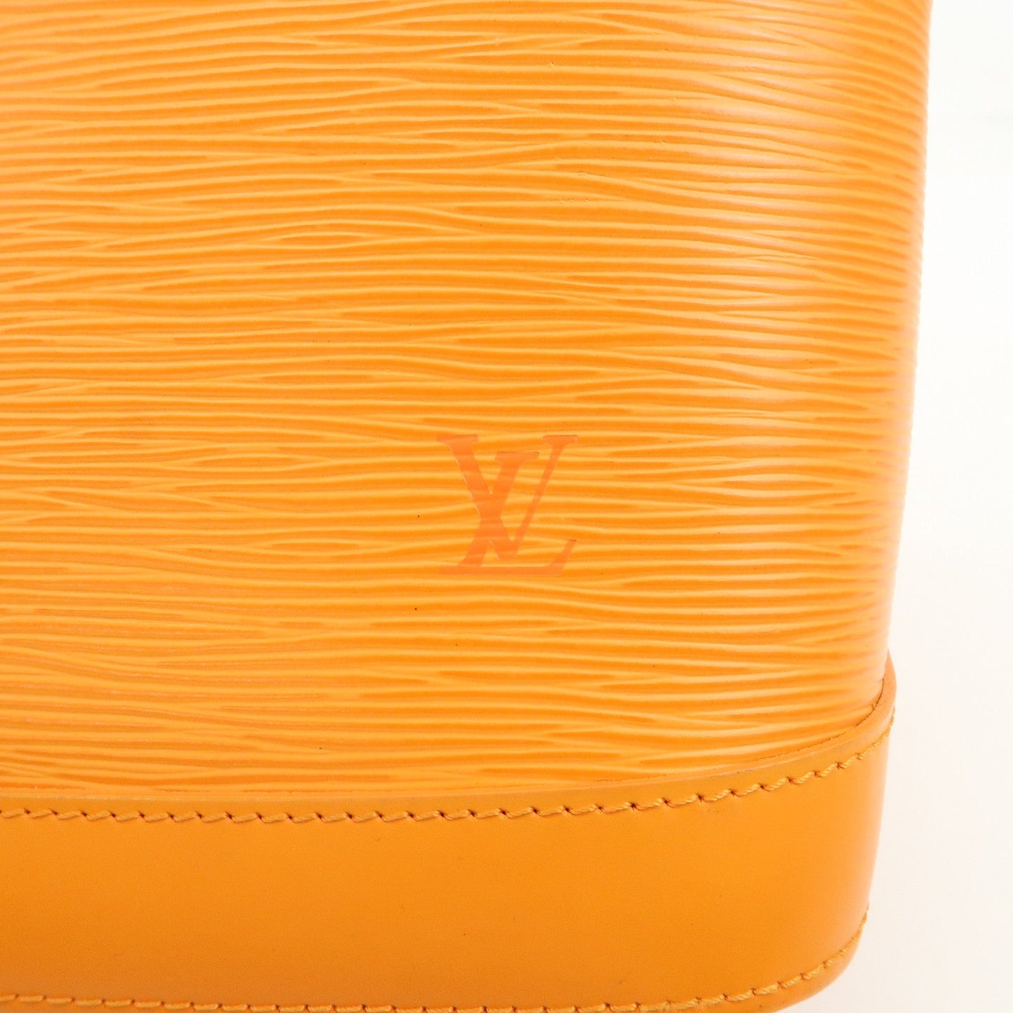Louis Vuitton Epi Leather Alma PM Hand Bag Mandarin Orange M5124H【Pre-order】