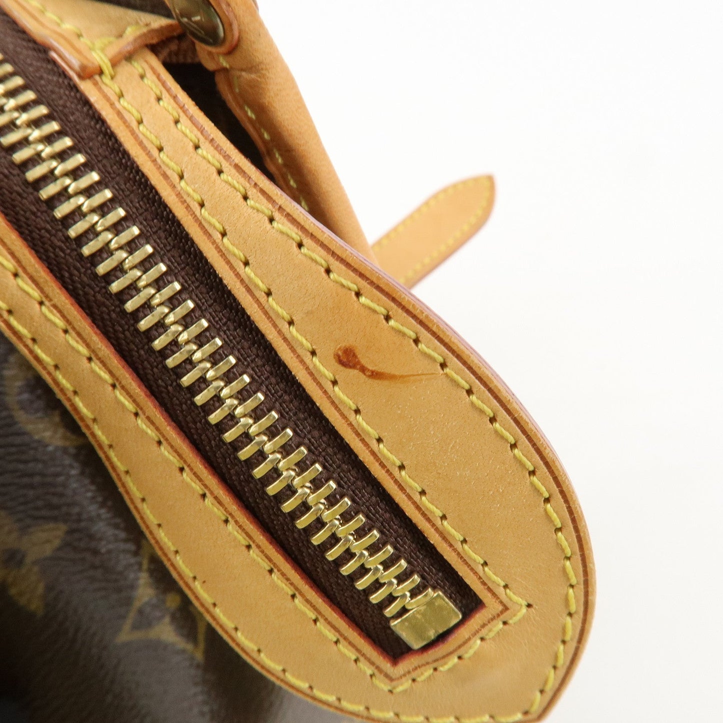 Louis Vuitton Monogram Popincourt Haut Shoulder Bag M40007【Pre-order】