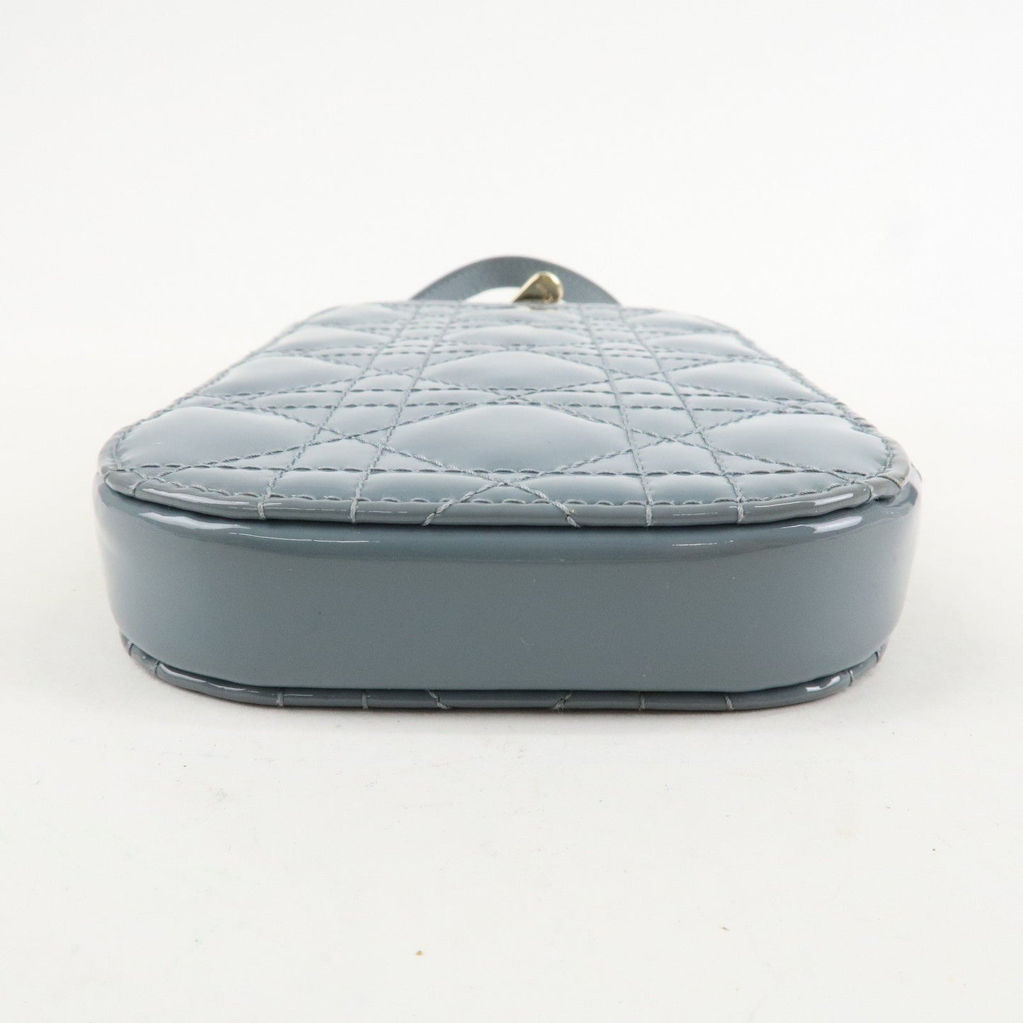 Christian Dior Lady Dior Cannage Patent Leather Phone Holder【Pre-order】