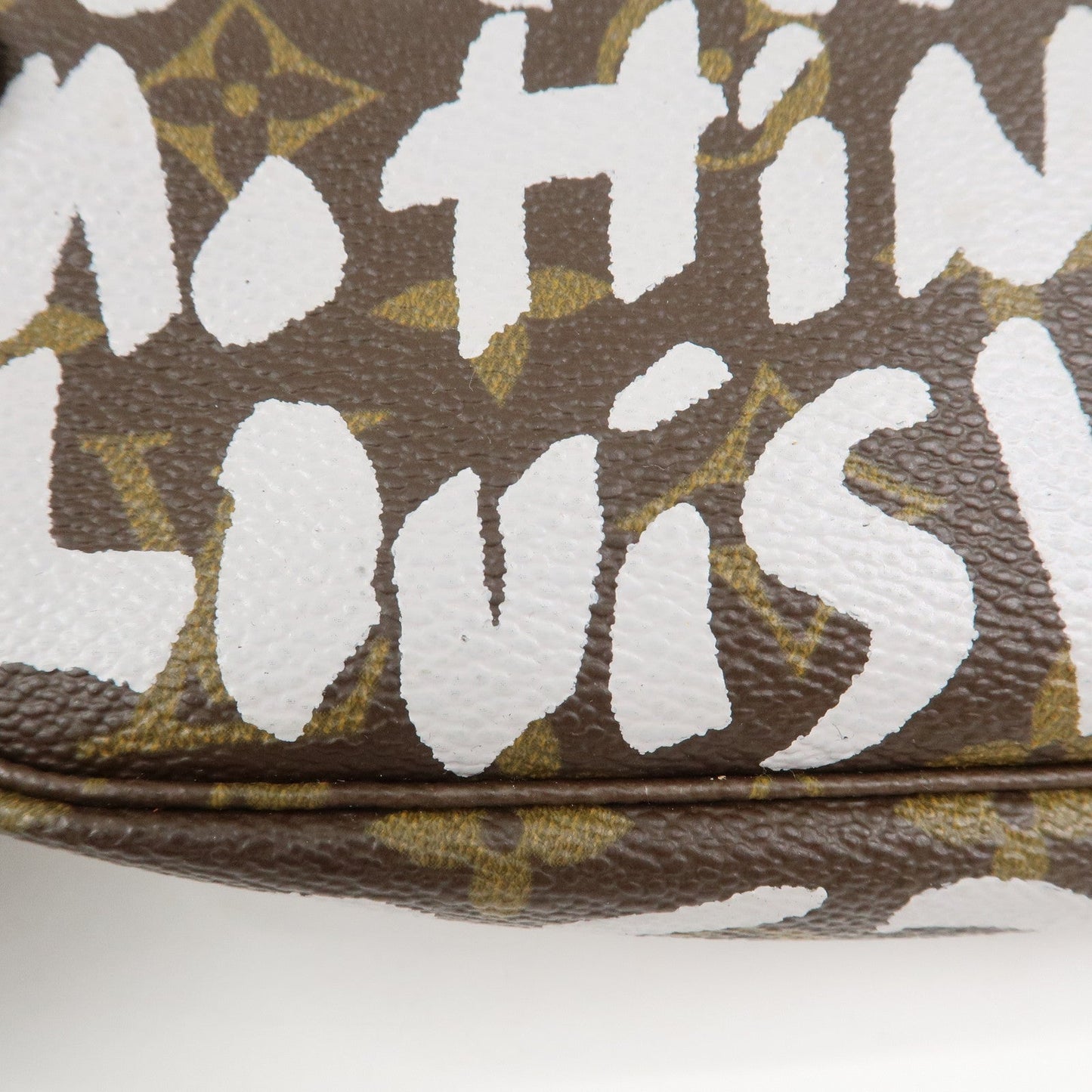 Louis Vuitton Monogram Graffiti Pochette Accessoires Pouch M92192【Pre-order】
