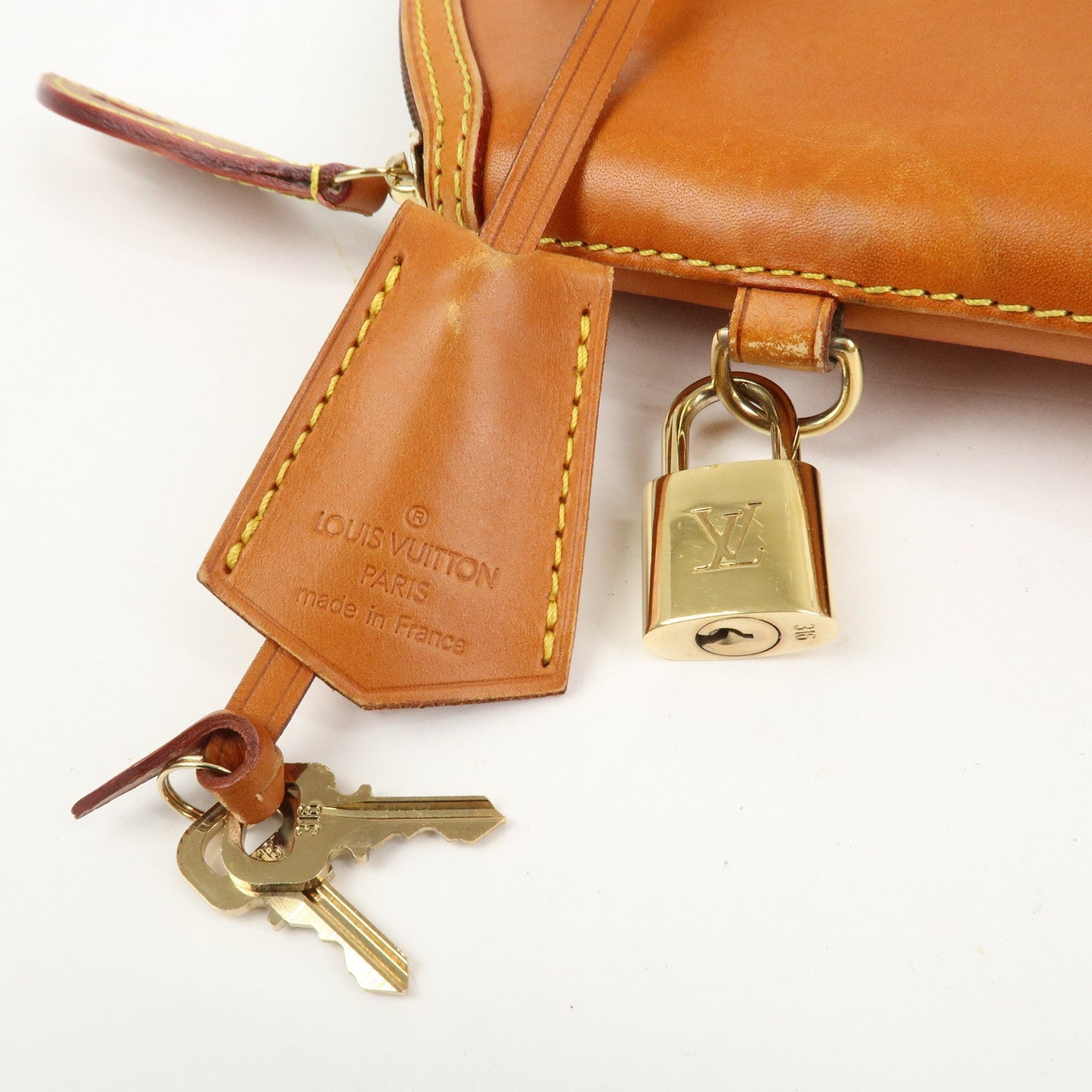 Louis Vuitton Lockit Nomade Leather Hand Bag Caramel Brown M85388【Pre-order】