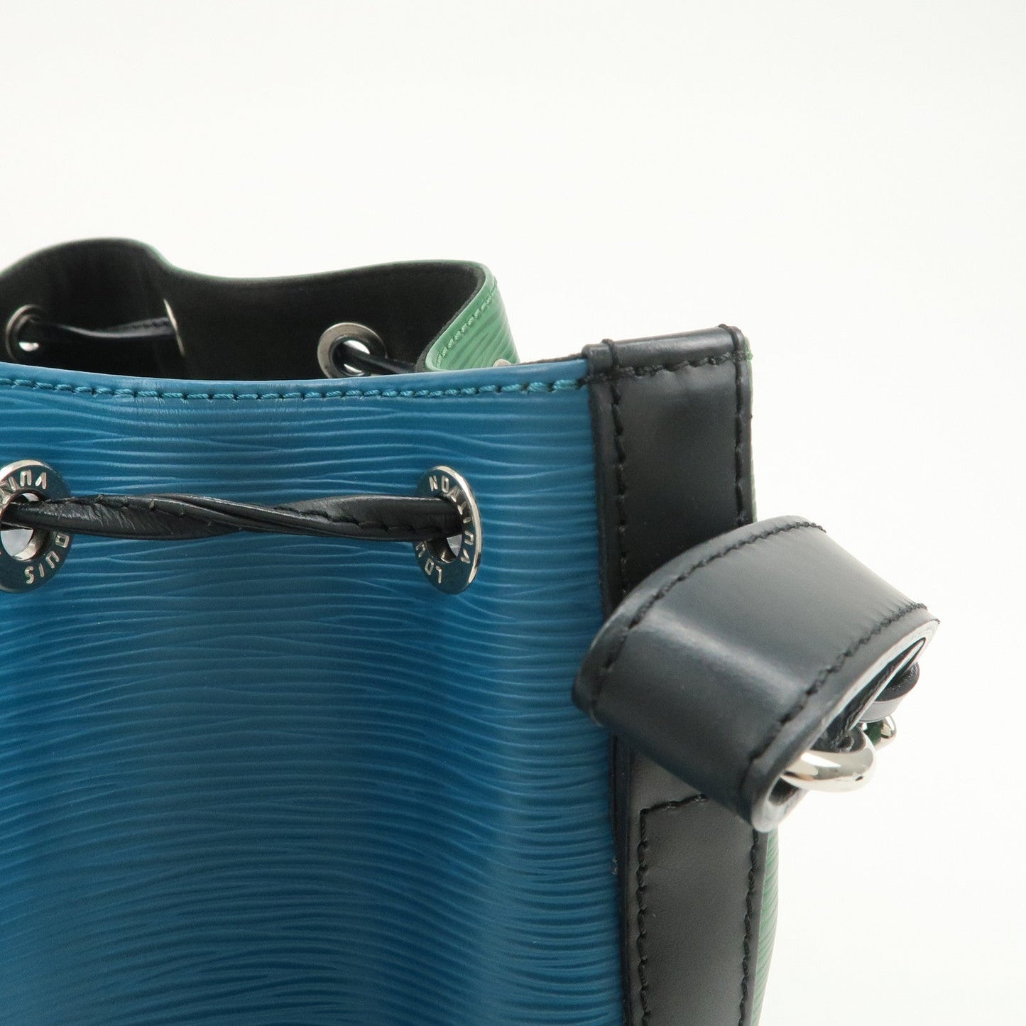 Louis Vuitton Epi Petit Noe Tricolor Leather Shoulder Bag M40880【Pre-order】