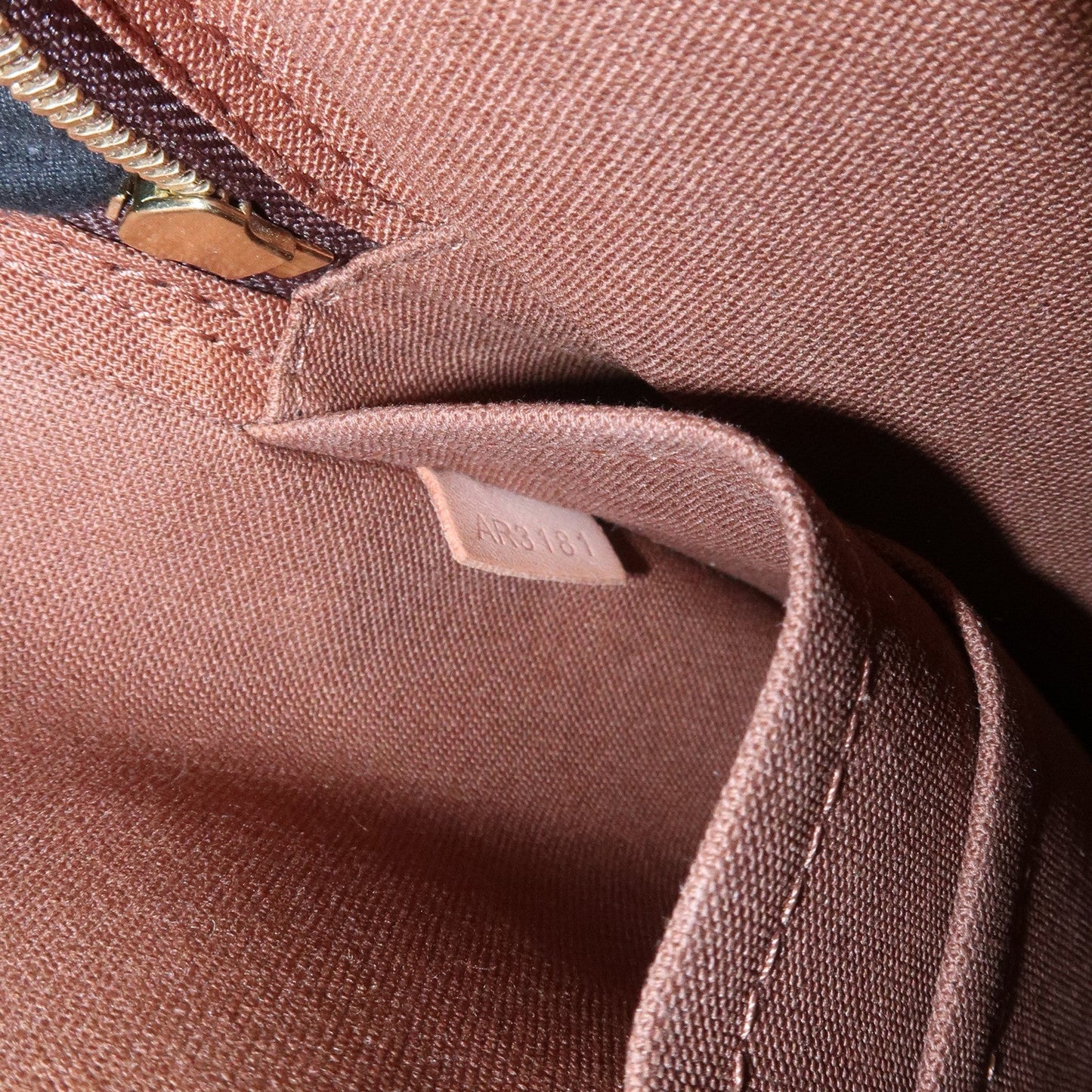 Louis Vuitton Monogram Trotteur Beaubourg Shoulder Bag Brown M97037【Pre-order】