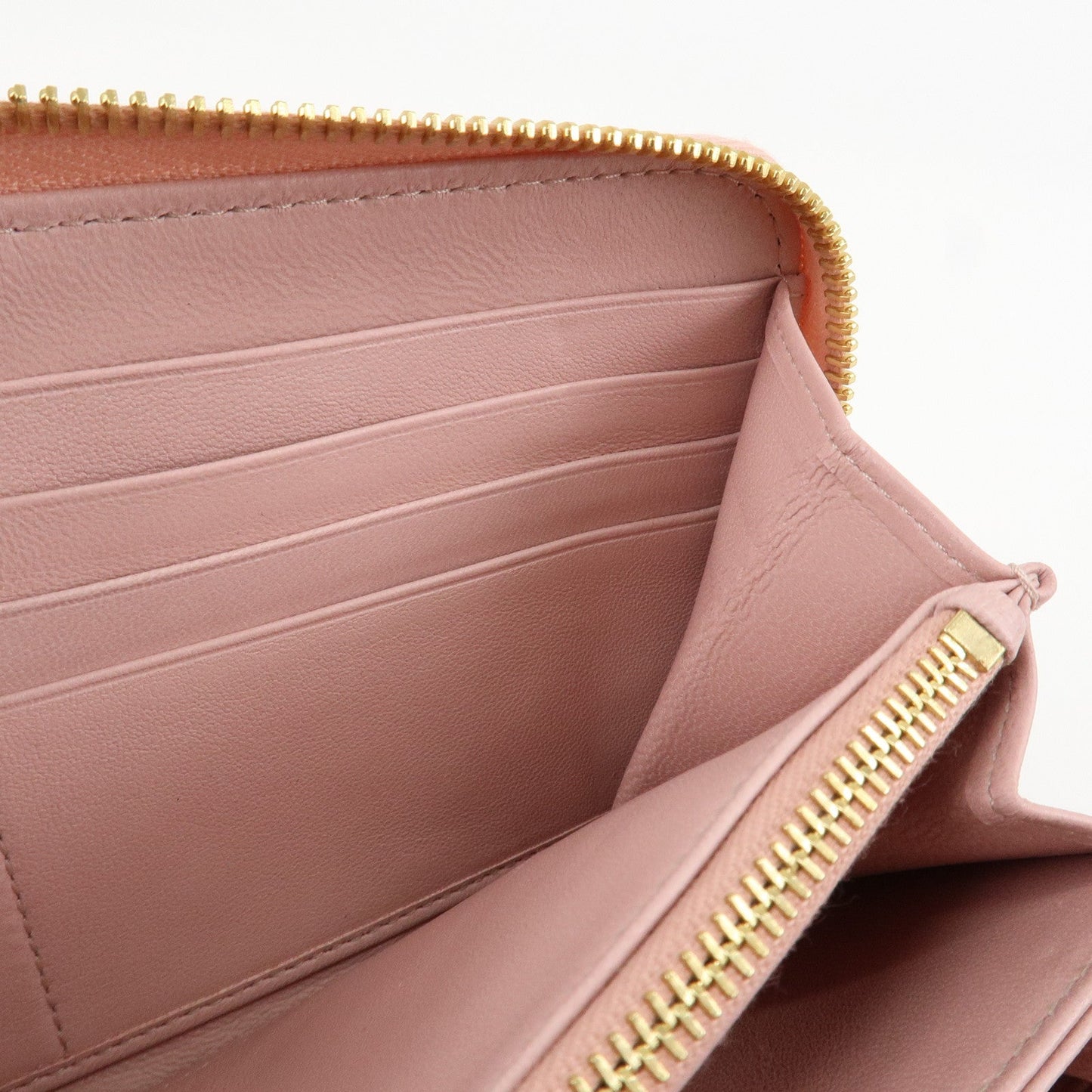 Prada Leather Gather Round Zippy Wallet Gold Hardware Pink 1M0506 Used【Pre-order】