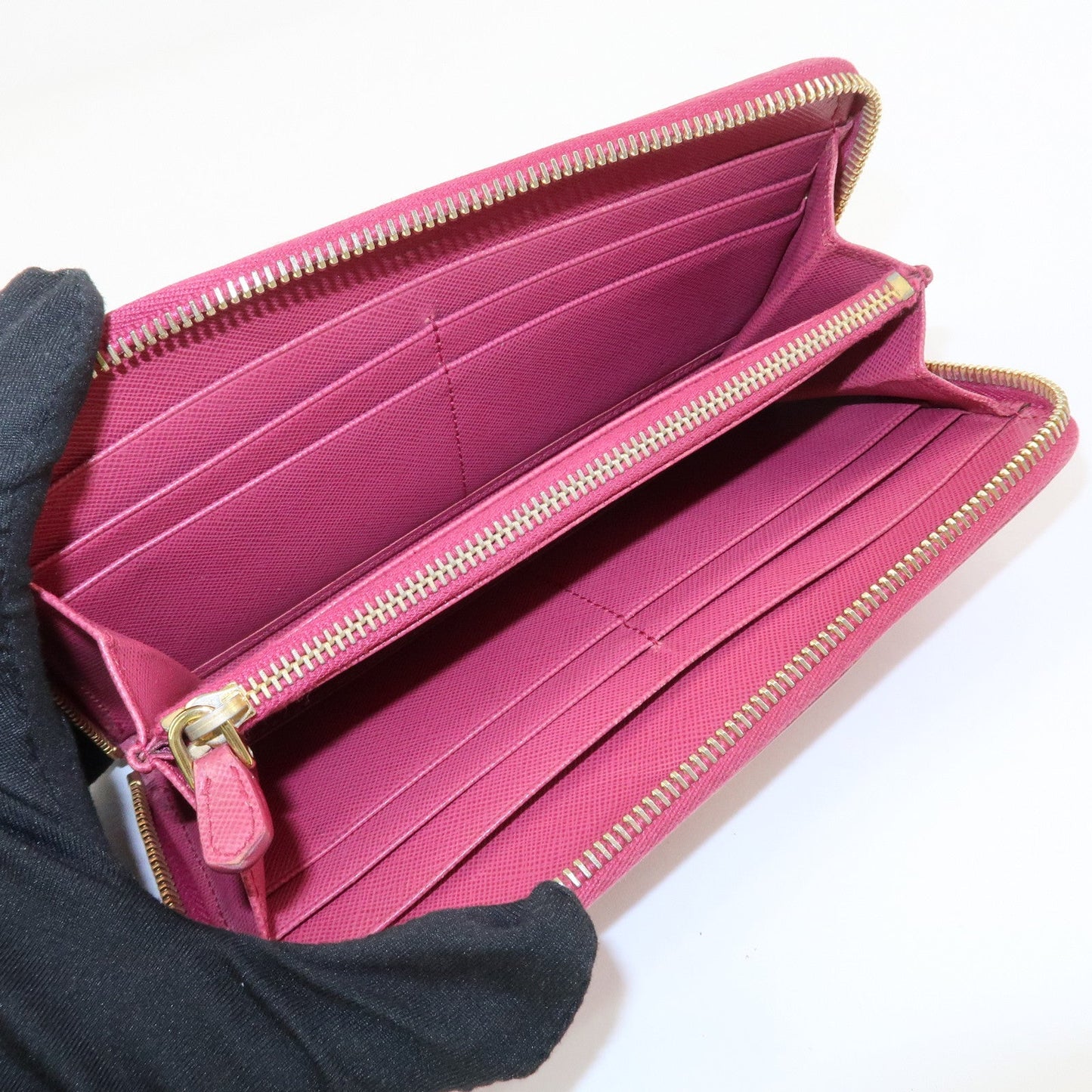 Prada Logo Saffiano Leather Round Zippy Long Wallet Pink 1M0506 Used【Pre-order】