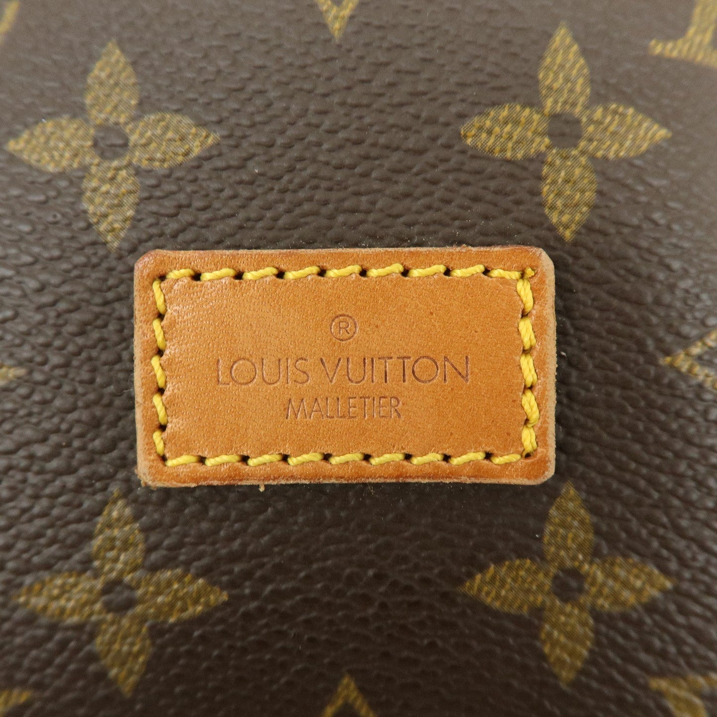 Louis Vuitton Monogram Saumur 30 Canvas Shoulder Bag Brown M42256【Pre-order】