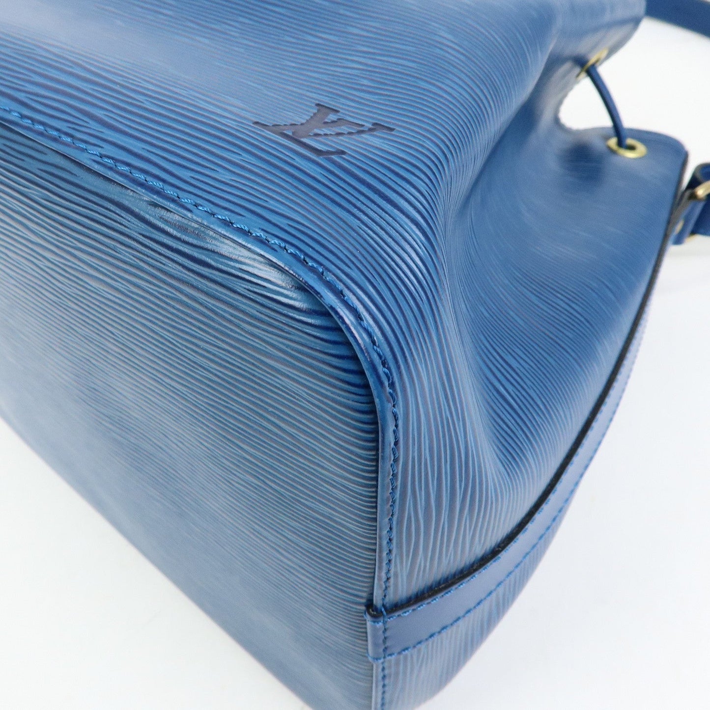 Louis Vuitton Epi Petit Noe Shoulder Bag Toledo Blue M44105【Pre-order】
