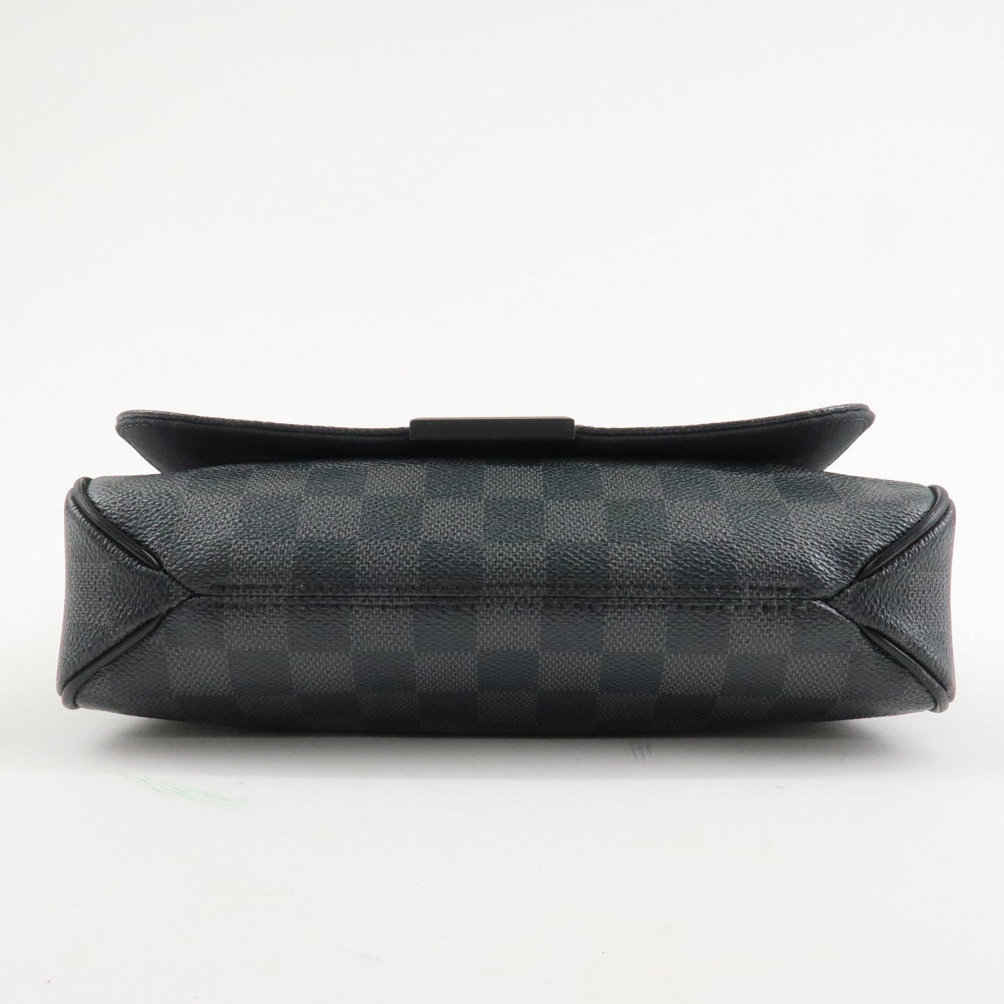 Louis Vuitton Damier Graphite District PM Shoulder Bag Black N41260【Pre-order】