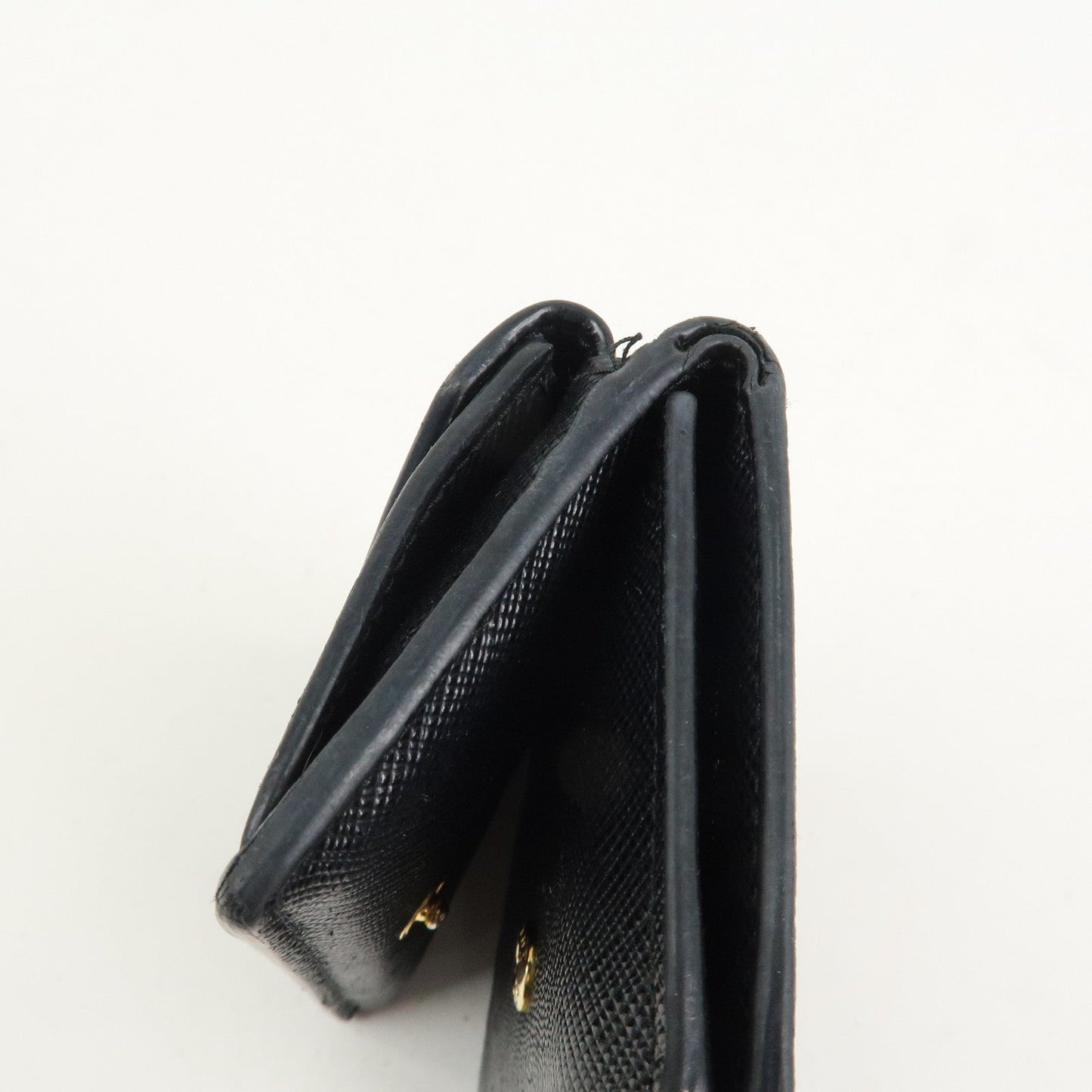 Prada Triangle Logo Saffiano Leather Tri-fold Wallet Black 1MH021【Pre-order】