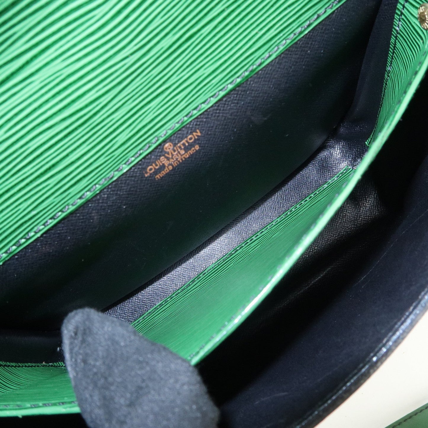 Louis Vuitton Epi Cartouchiere MM Shoulder Bag Borneo Green M52244【Pre-order】