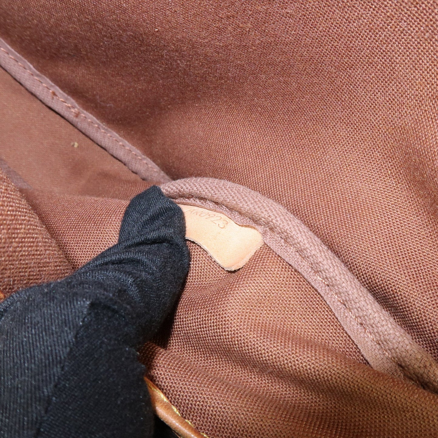 Louis Vuitton Monogram Saumur 30 Canvas Shoulder Bag Brown M42256【Pre-order】