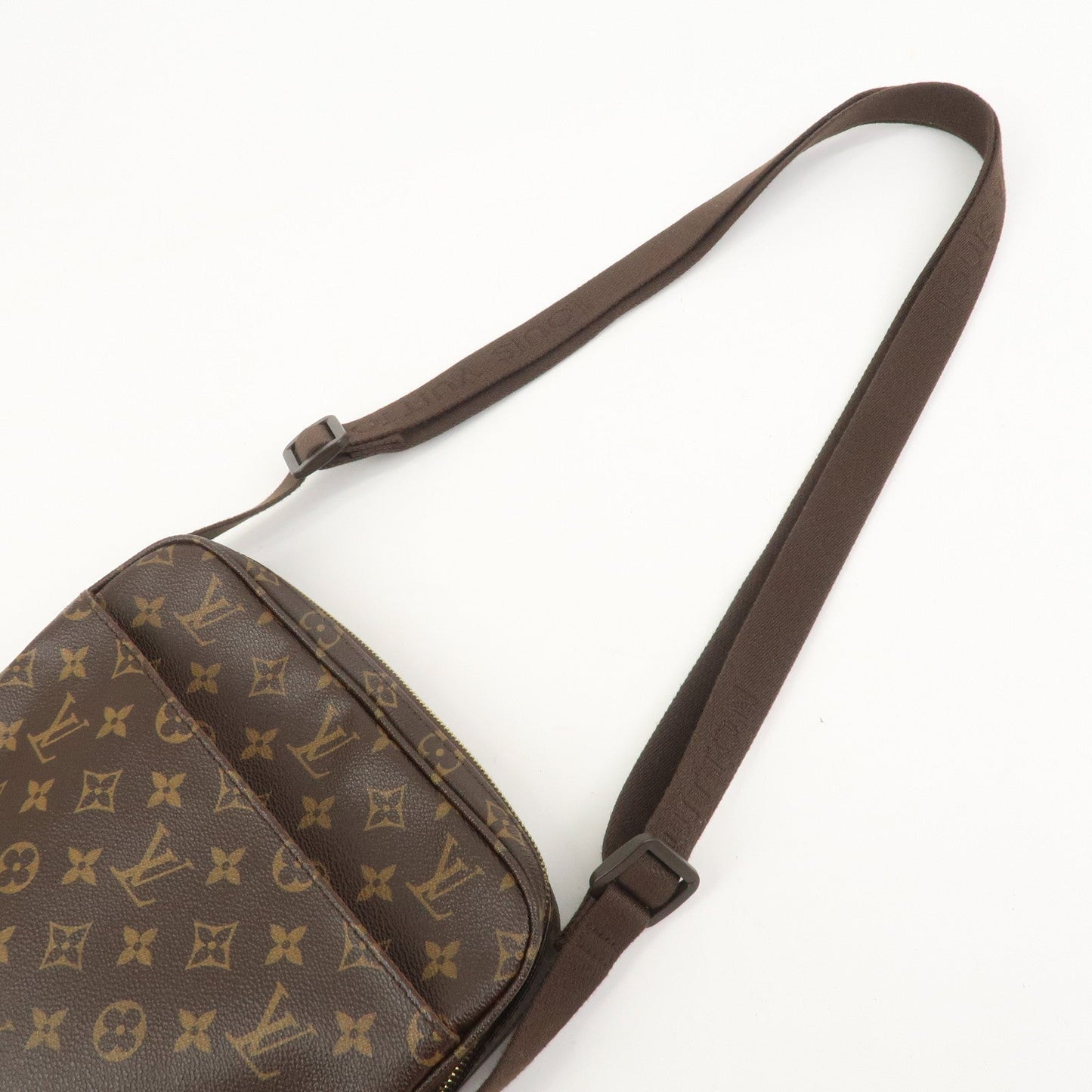 Louis Vuitton Monogram Trotteur Beaubourg Shoulder Bag Brown M97037【Pre-order】