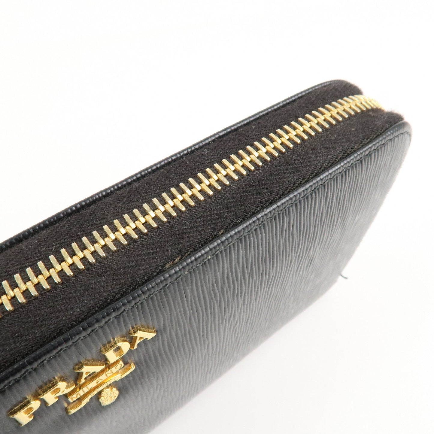 Prada Vitello Move Leather Round Zippy Wallet Black 1ML506 Used【Pre-order】