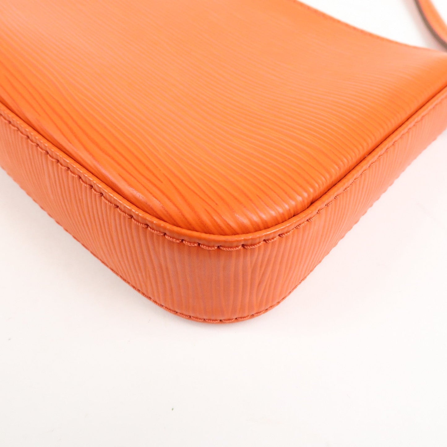 Louis Vuitton Epi Pochette Accessoires Pouch New Style Piment Orange M40778【Pre-order】