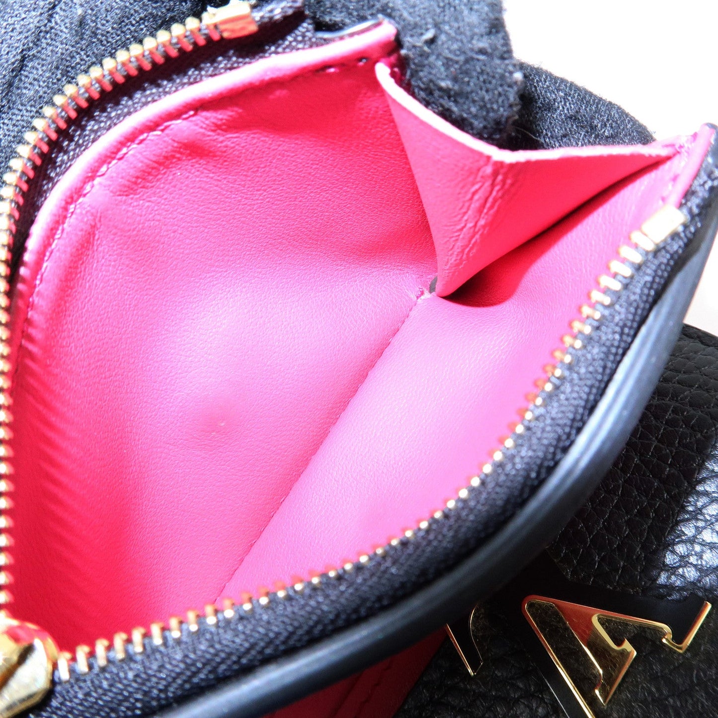 Louis Vuitton Portefoille Capucines XS Compact Wallet Black M68587【Pre-order】