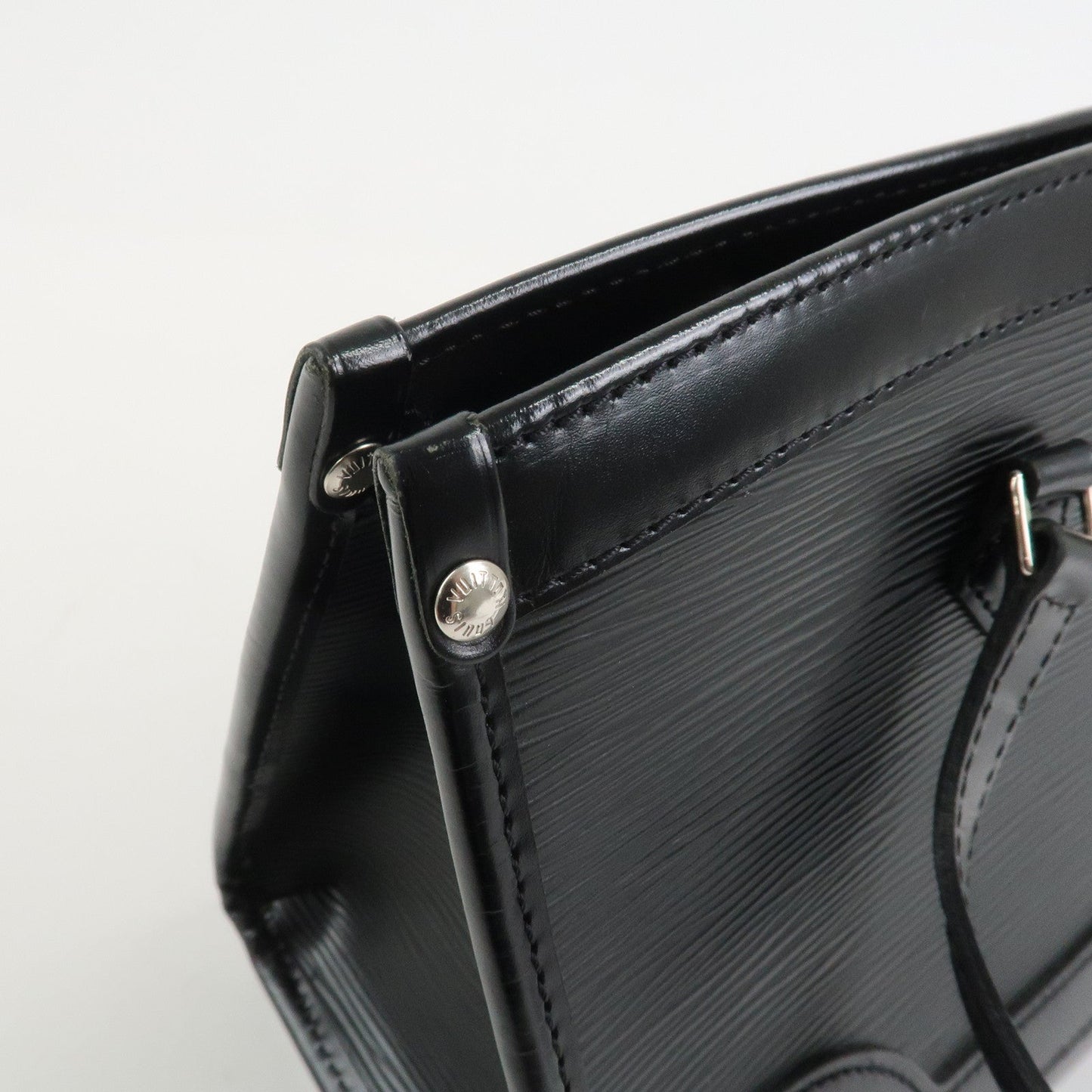 Louis Vuitton Epi Leather Madeleine PM Hand Bag Noir Black M59332【Pre-order】