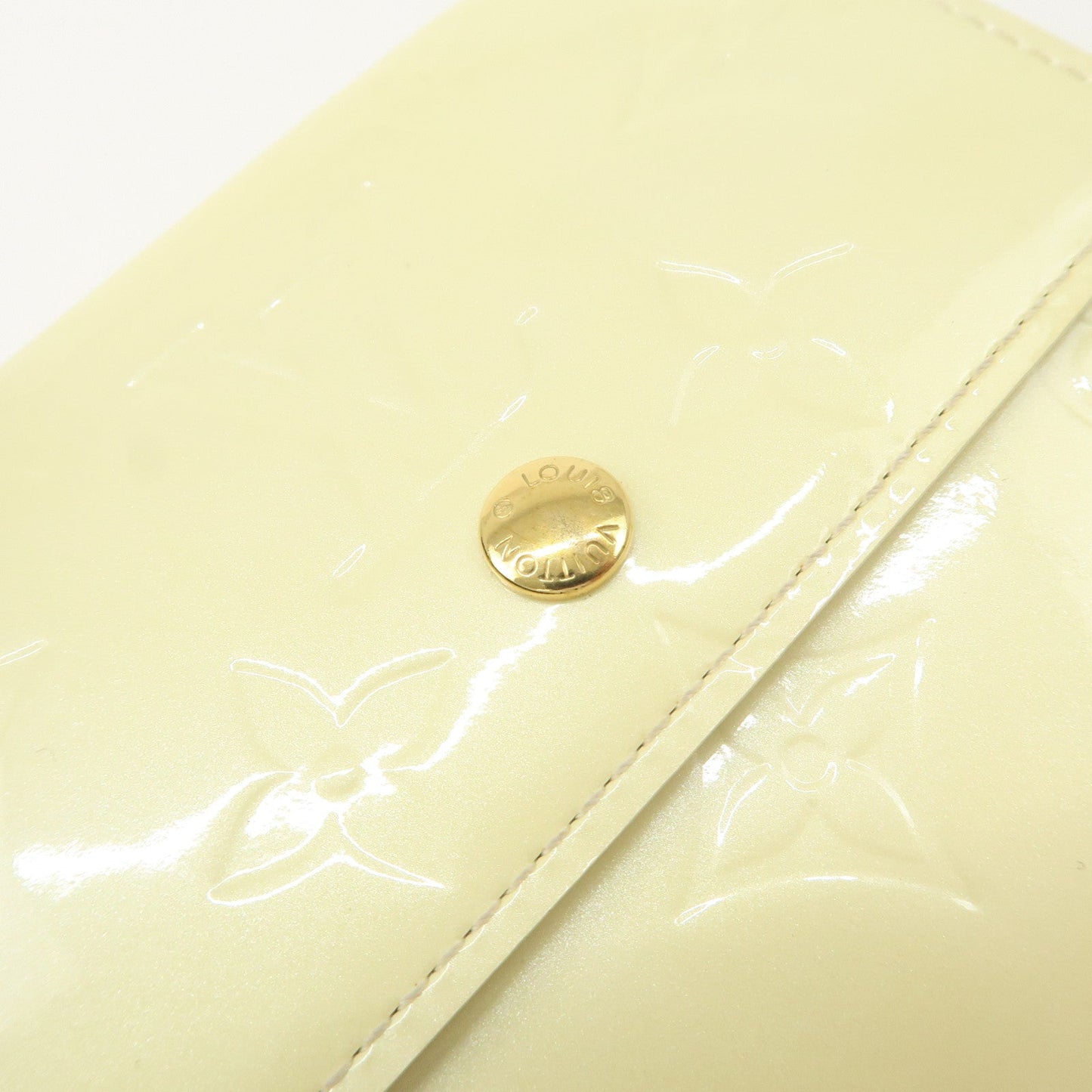 Louis Vuitton Monogram Vernis Porte Monnaie Couer Perle Compact Wallet M91351【Pre-order】