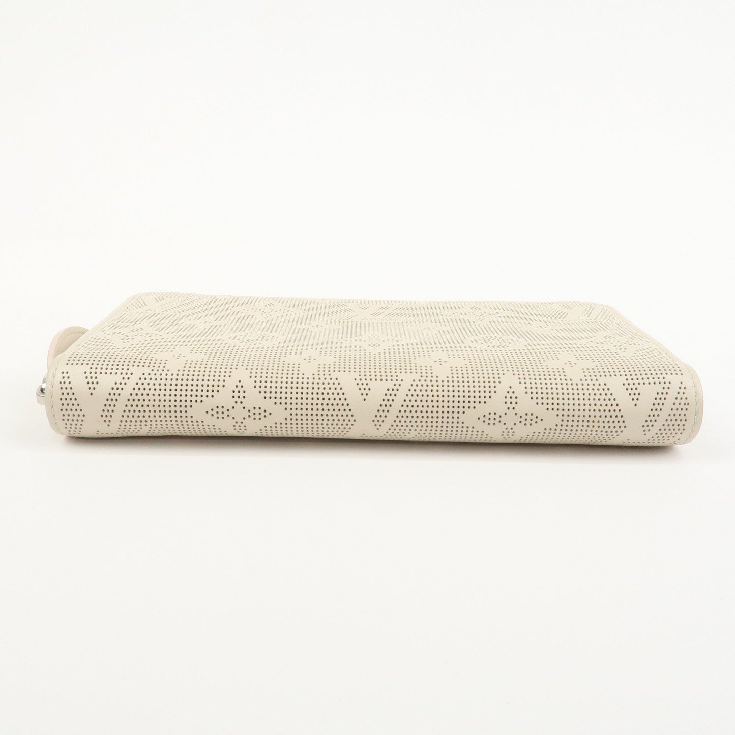 Louis Vuitton Monogram Mahina Reverse Round Zippy Wallet M83029【Pre-order】