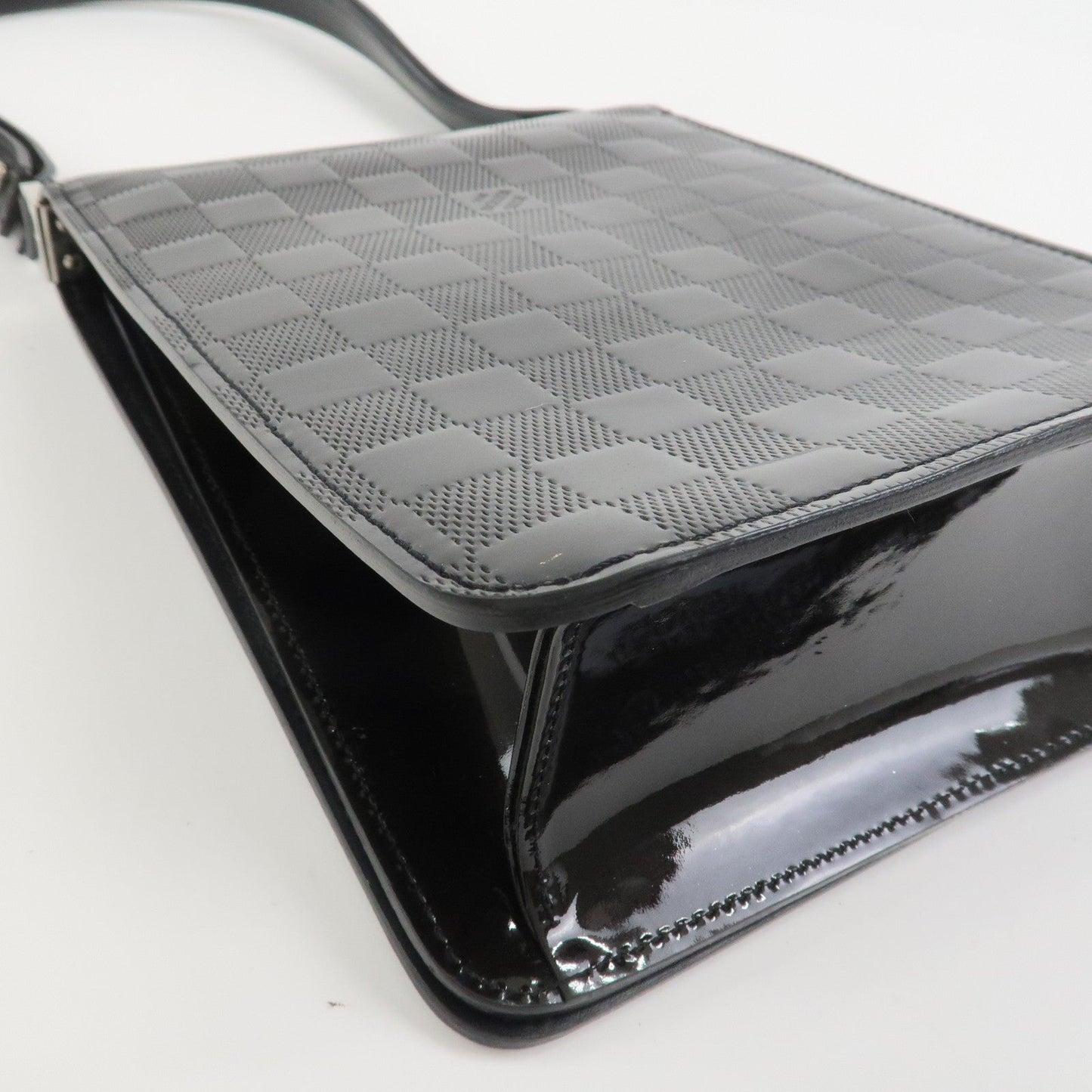 Louis Vuitton Damier Vernis Club Shoulder Bag Noir M92127【Pre-order】