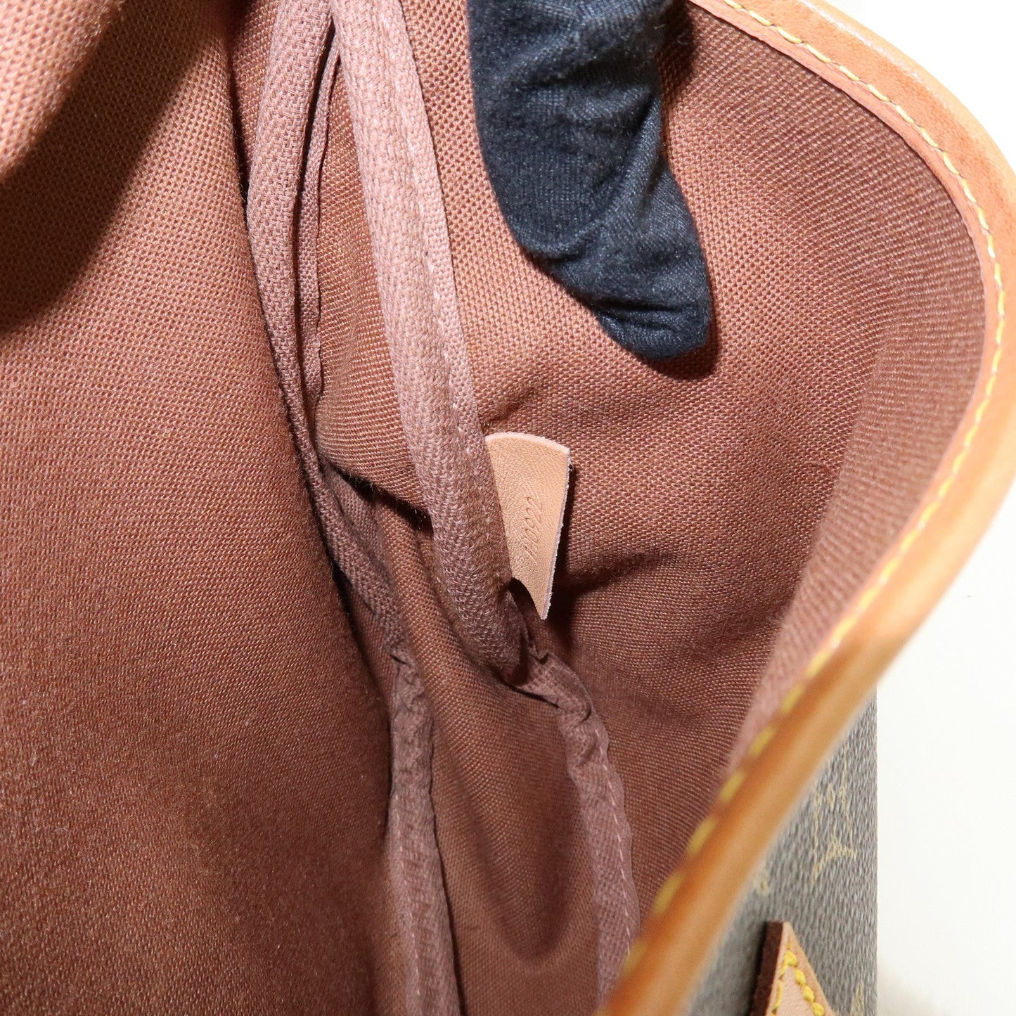 Louis Vuitton Monogram Saumur 30 Canvas Shoulder Bag Brown M42256【Pre-order】