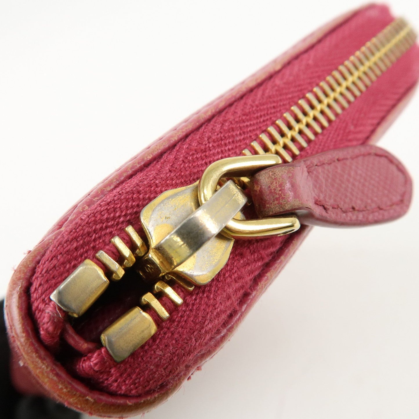 Prada Logo Saffiano Leather Round Zippy Long Wallet Pink 1M0506 Used【Pre-order】