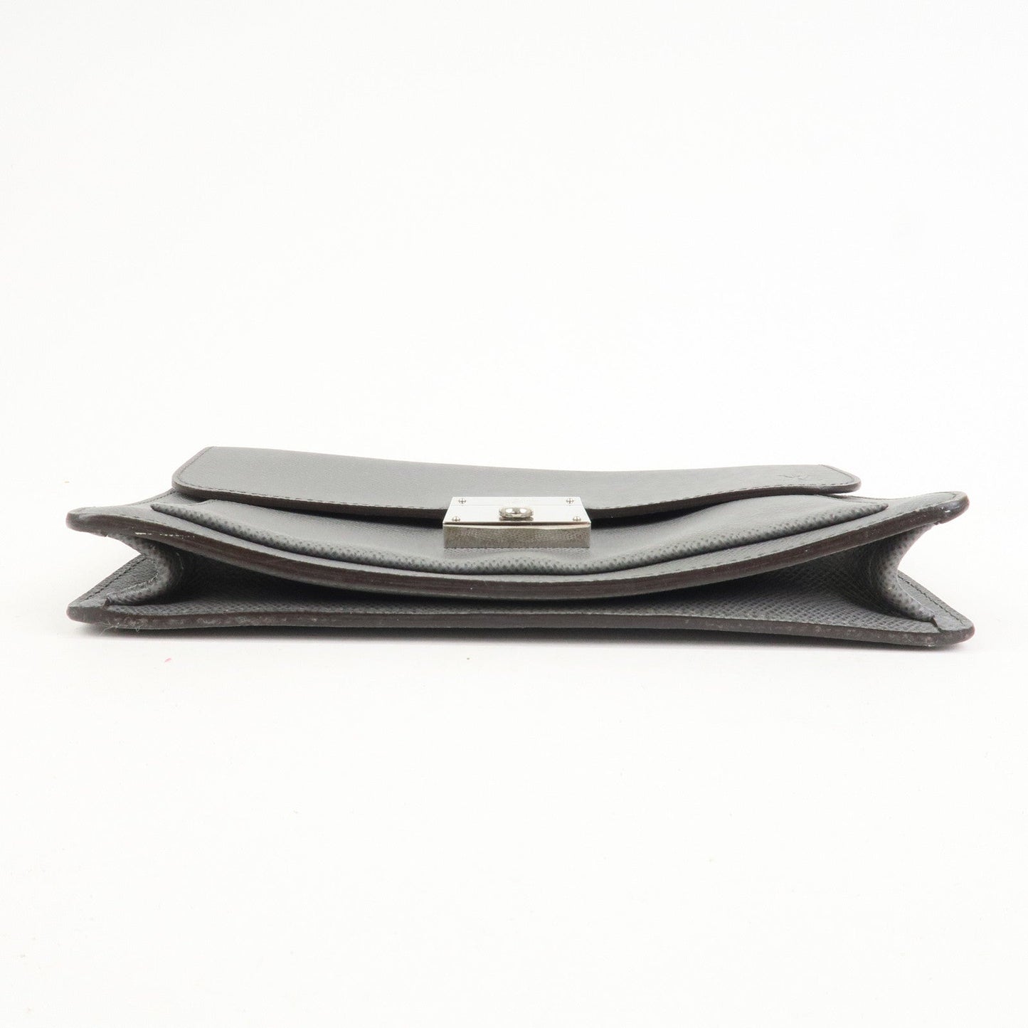 Louis Vuitton Taiga Leather Neo Belaia Clutch Bag Glacier M32683【Pre-order】