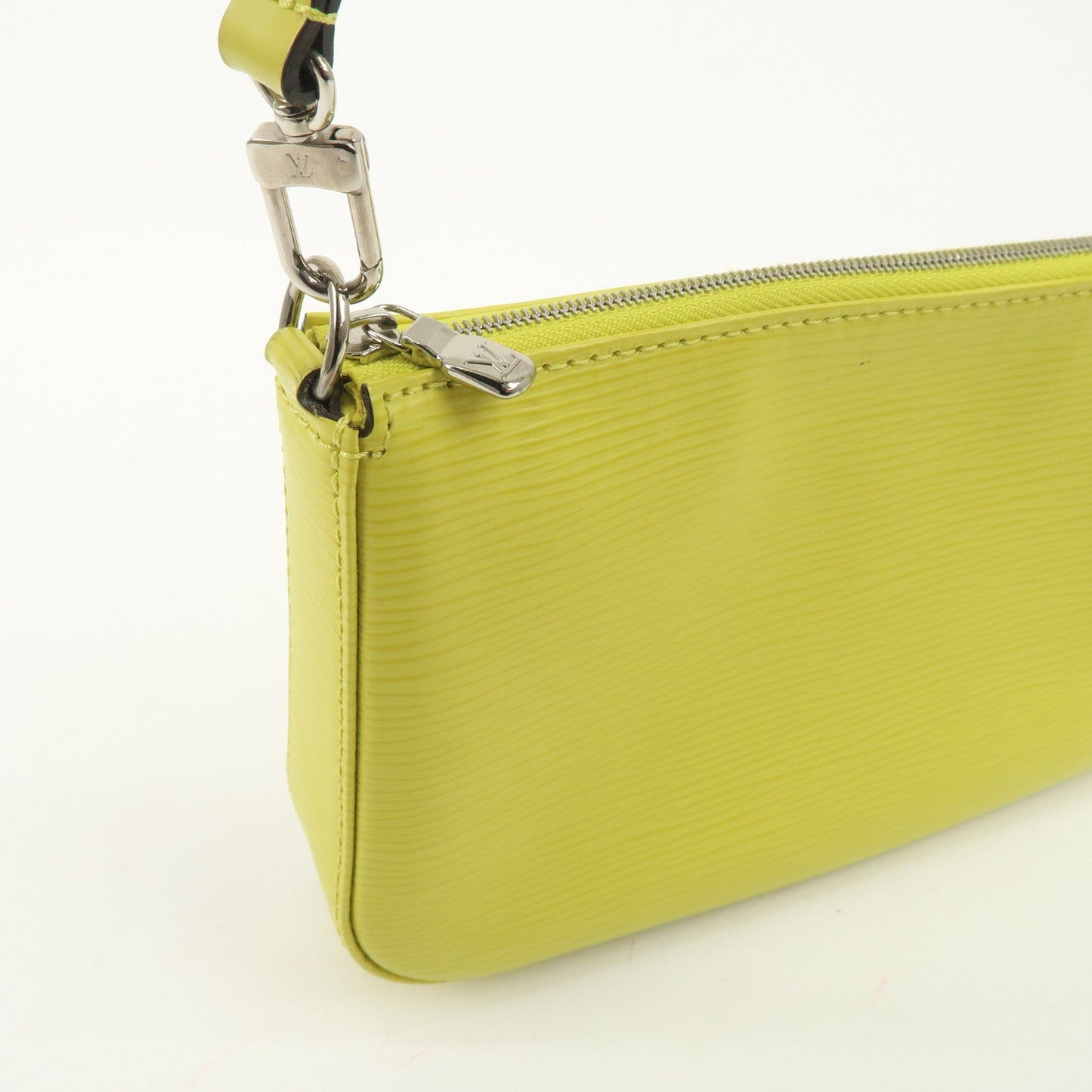 Louis Vuitton Epi Pochette Accessoires Pouch Pistache M40975【Pre-order】