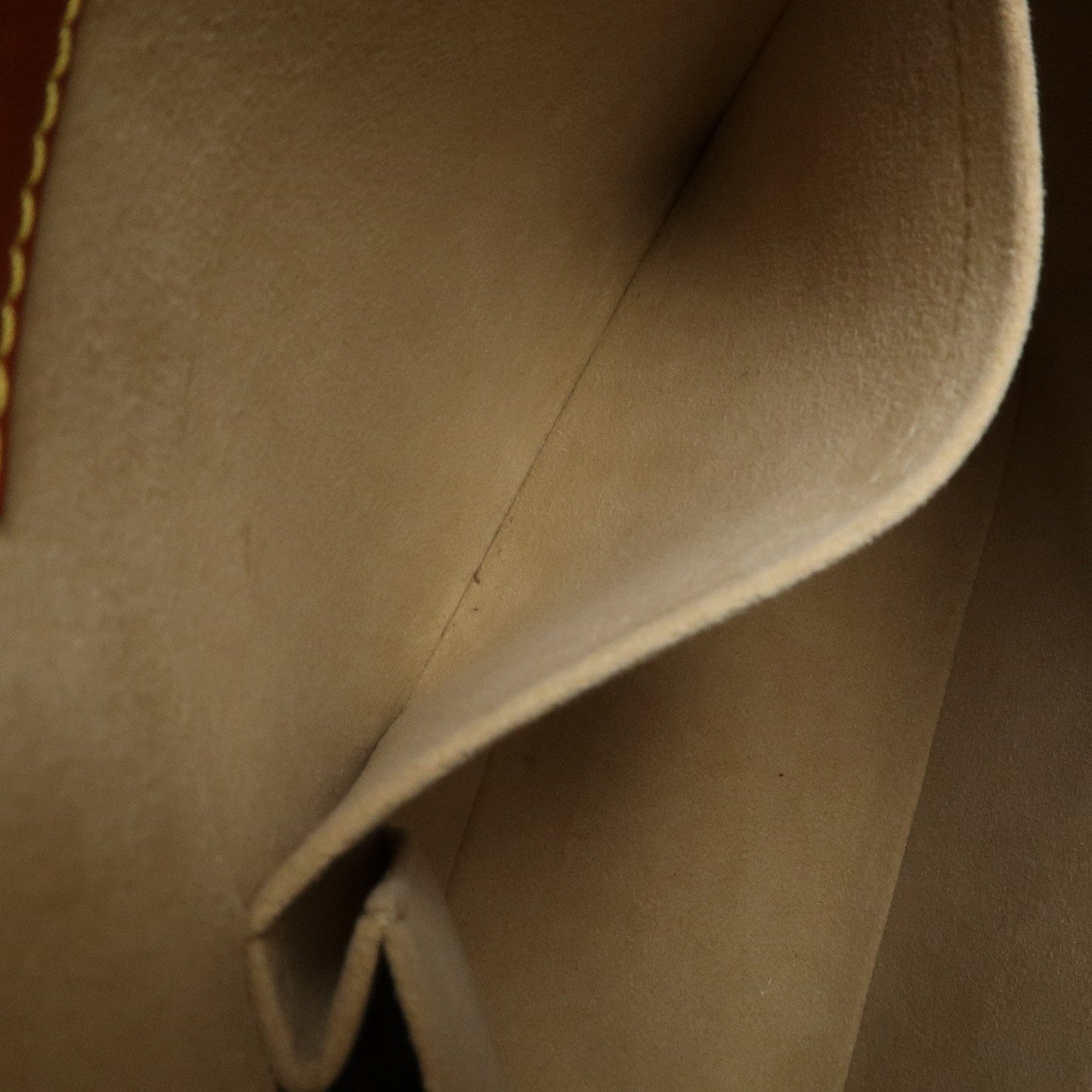 Louis Vuitton Lockit Nomade Leather Hand Bag Caramel Brown M85388【Pre-order】